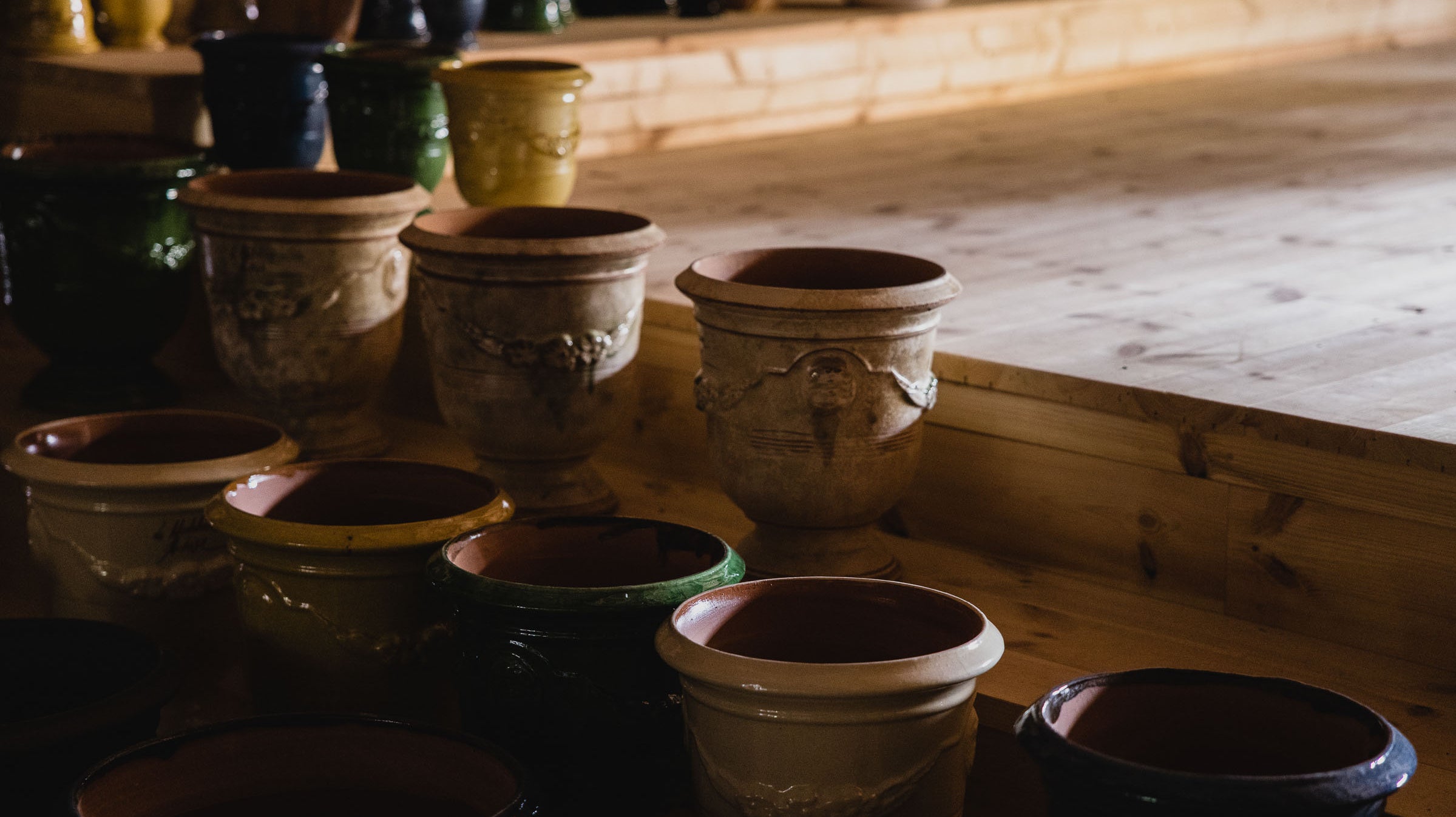 Cigale & Fourmi's pots complete the Ritarihuone Spring 2023 exhibition