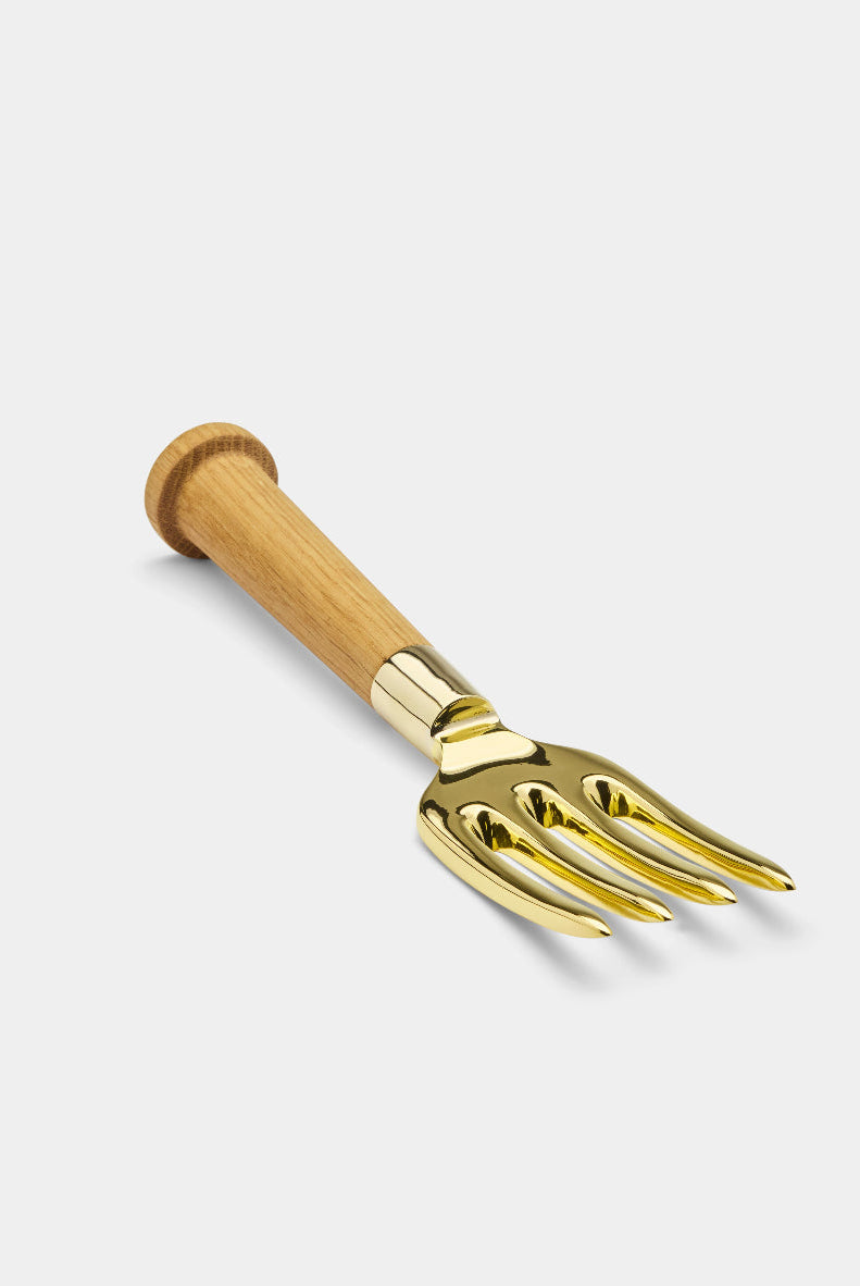 Nurture Hand Fork - Brass / Oak — Skultuna 2