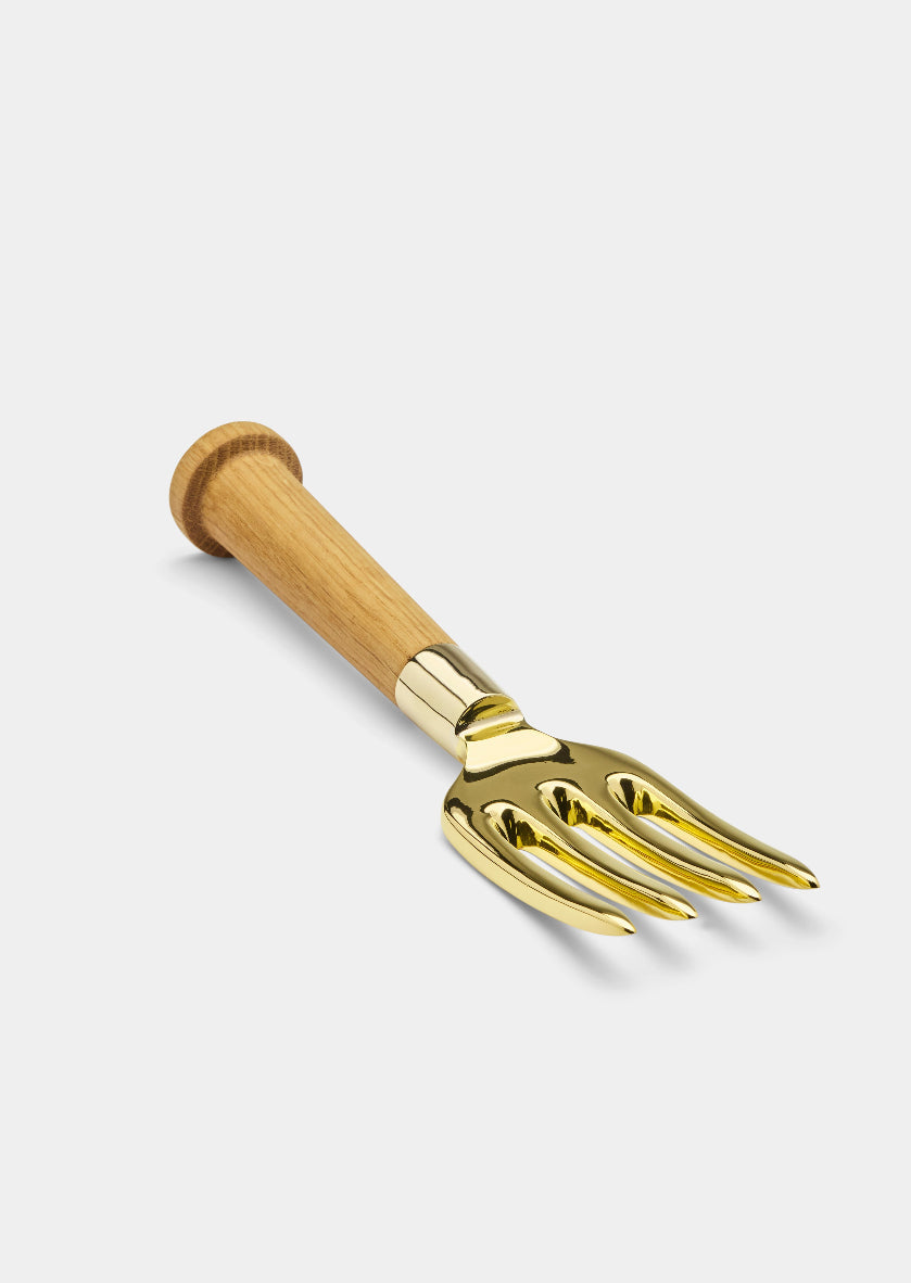 Nurture Hand Fork - Brass / Oak — Skultuna 2