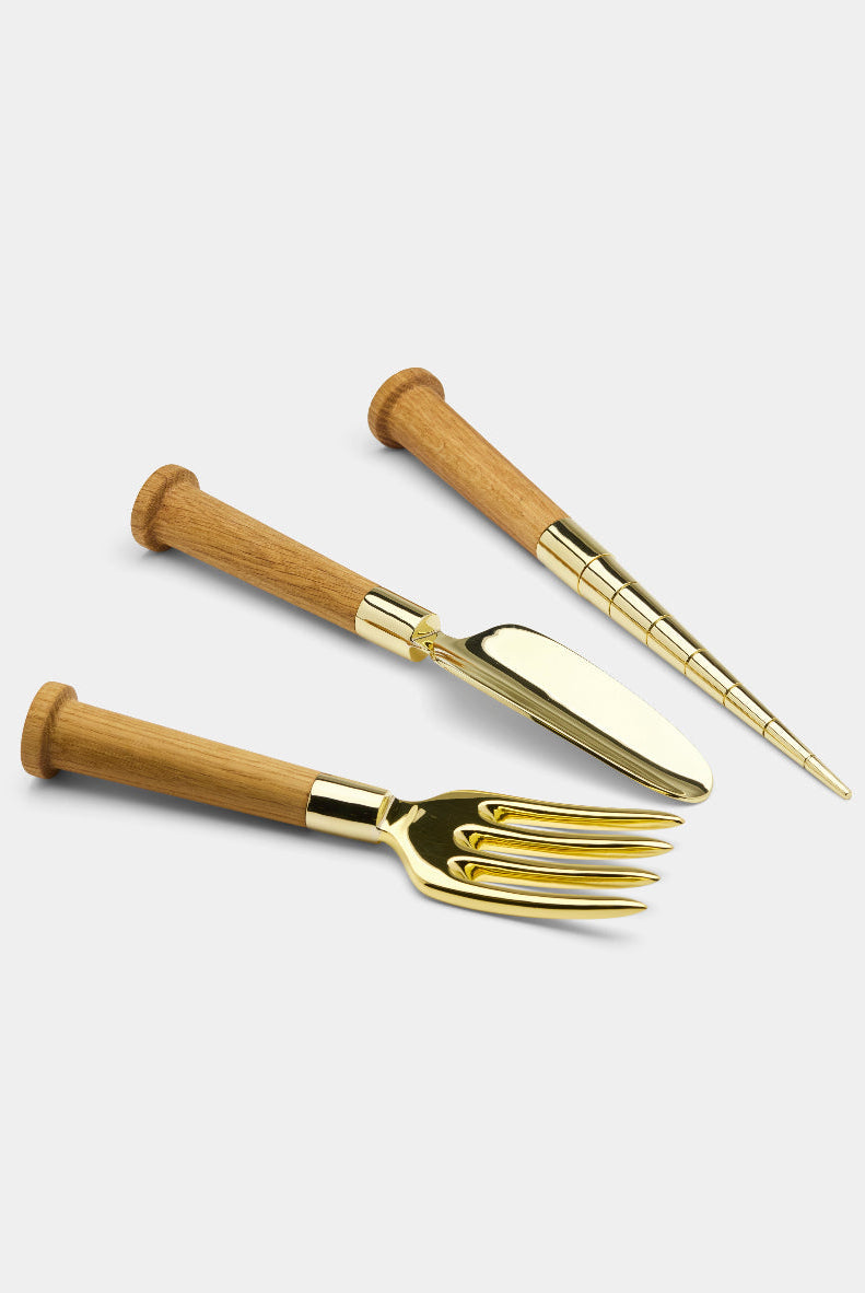 Nurture Hand Fork - Brass / Oak — Skultuna 4
