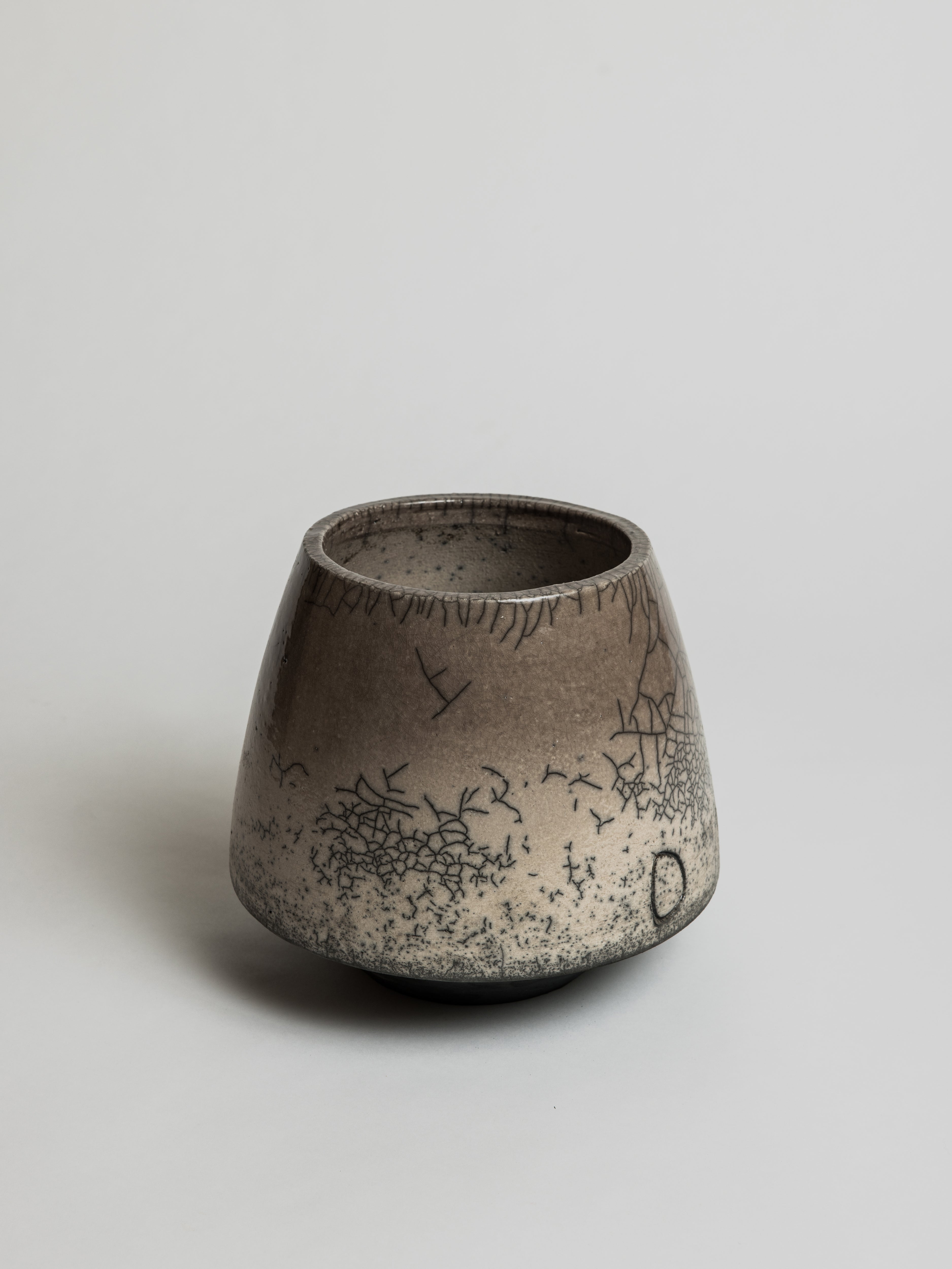 Caracas Raku Pot - Aubergine - Cigale & Fourmi