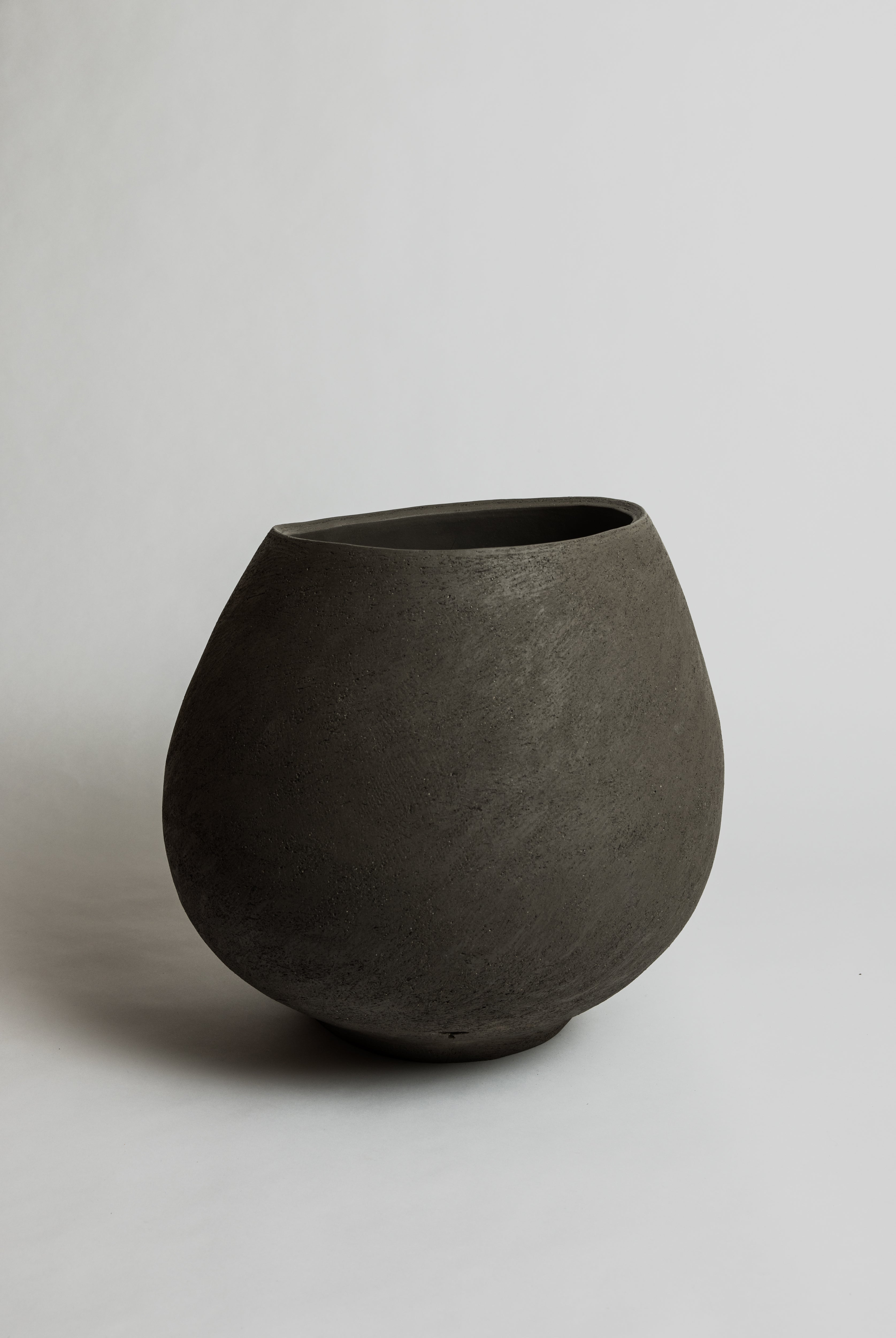 Nido Vase 7 - Large Graphite - Cigale & Fourmi