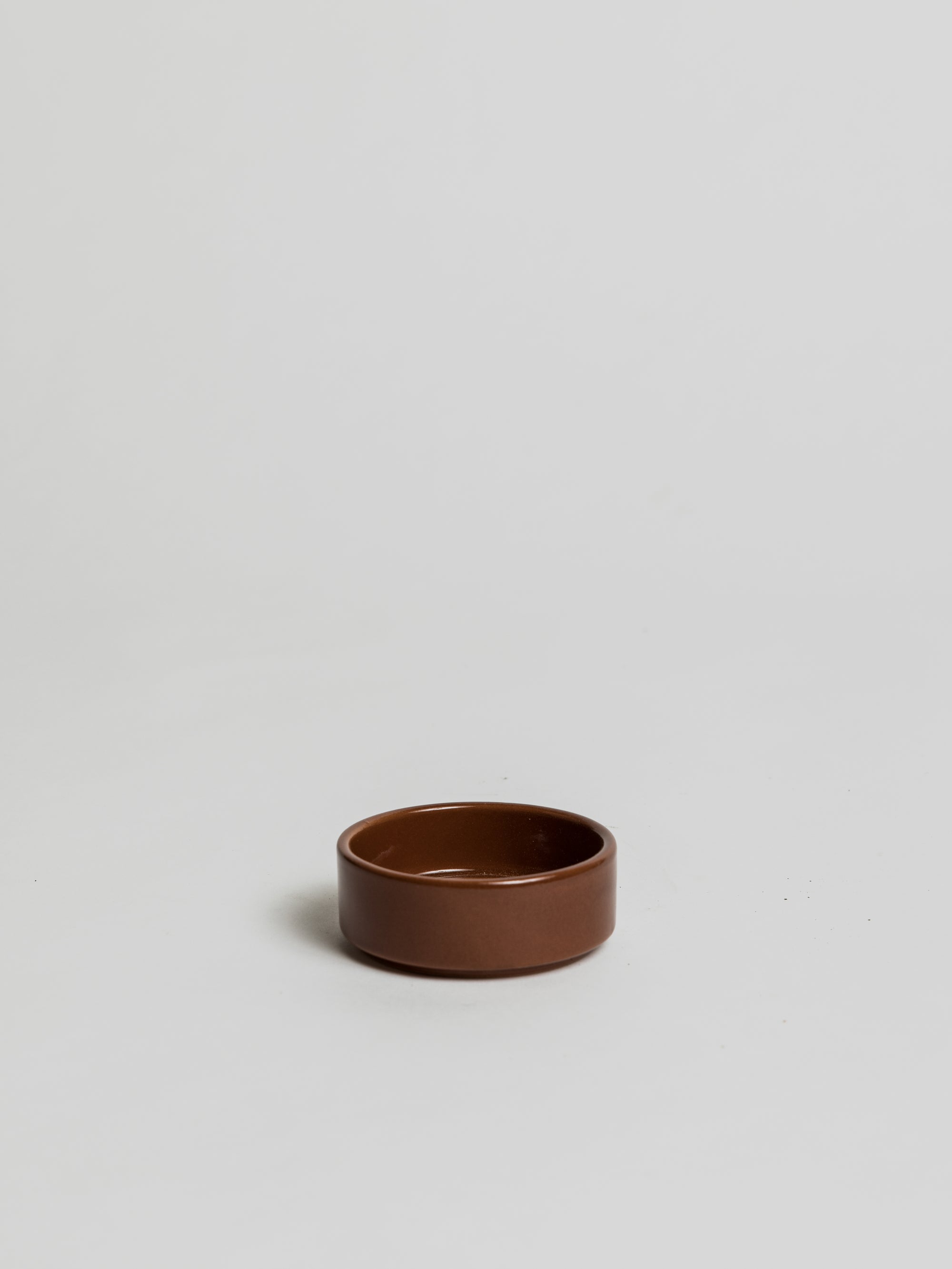 The Hoff Saucer - Glazed Rusty Red - Cigale &  Fourmi