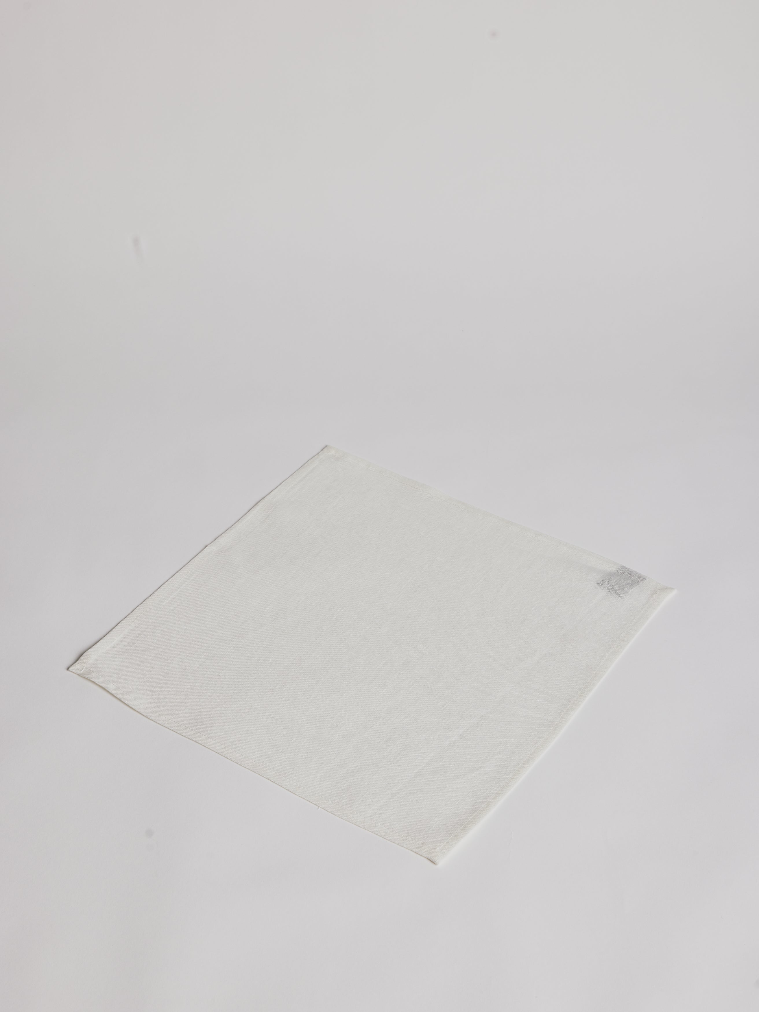 Napkin - Tiziano / Creama / off white - Cigale & Fourmi