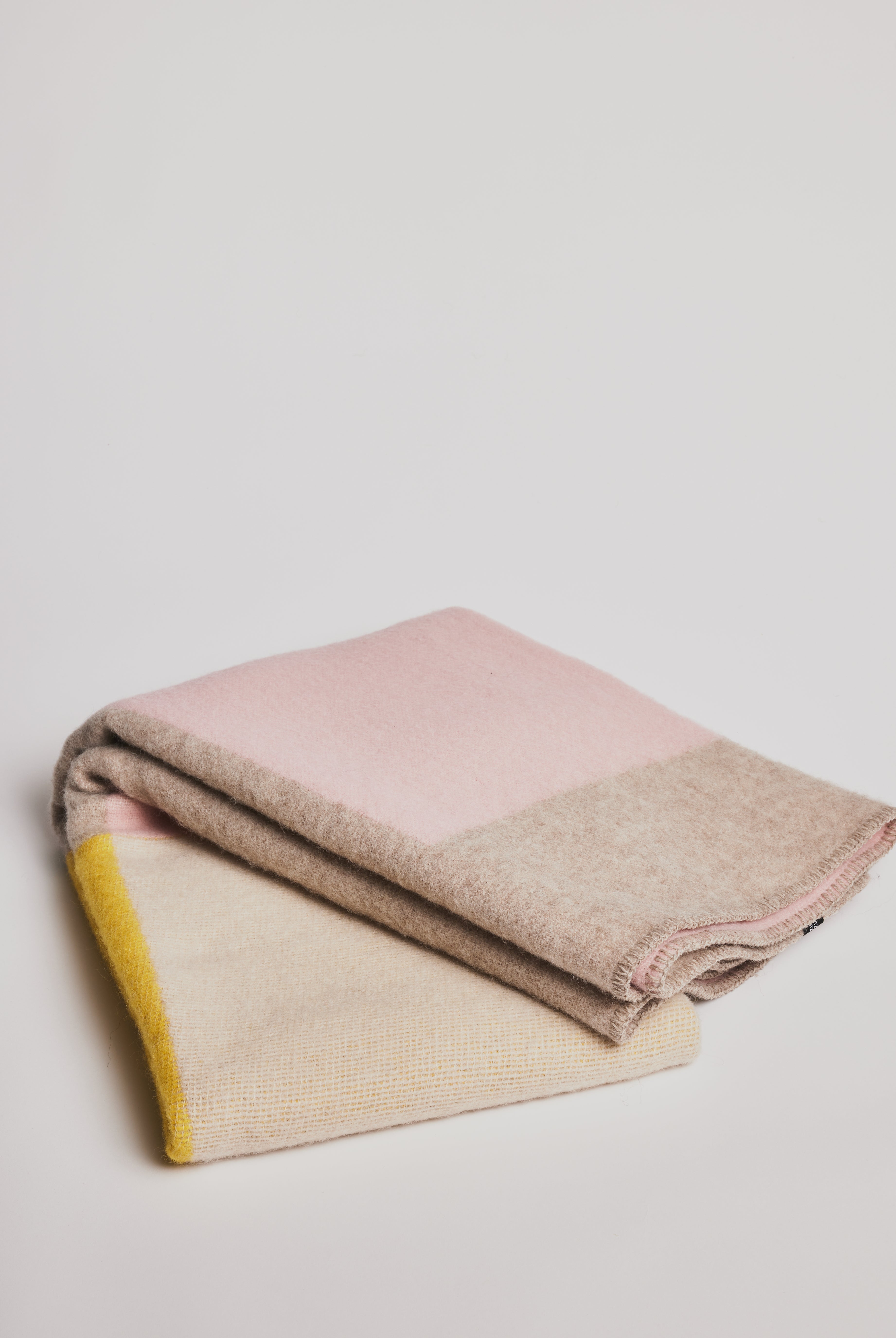 Wool Blanket - Bauhaused 3 - Cigale & Fourmi