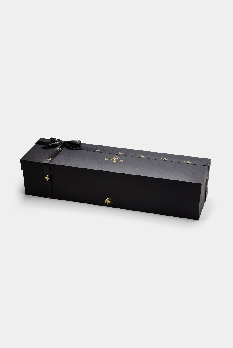 Nurture Hand Showel - Brass / Oak — Skultuna 4