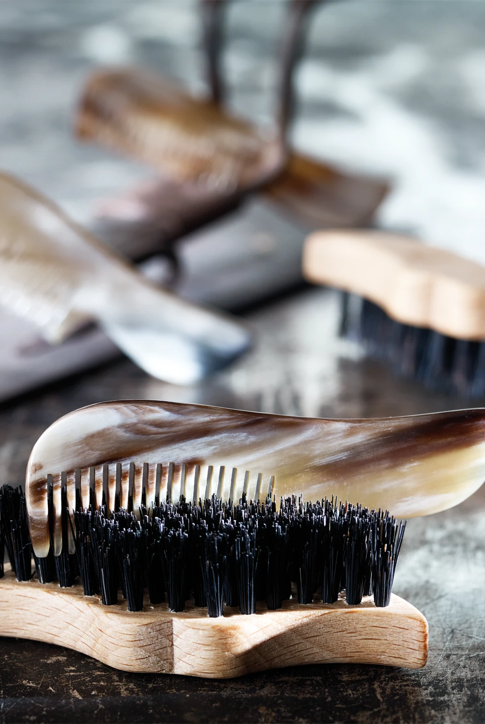 Beard Comb - Horn — detail 3