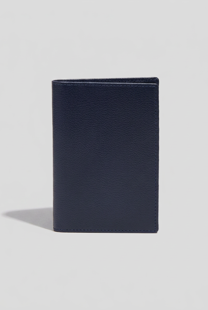 Capra Passport Case — Ettinger