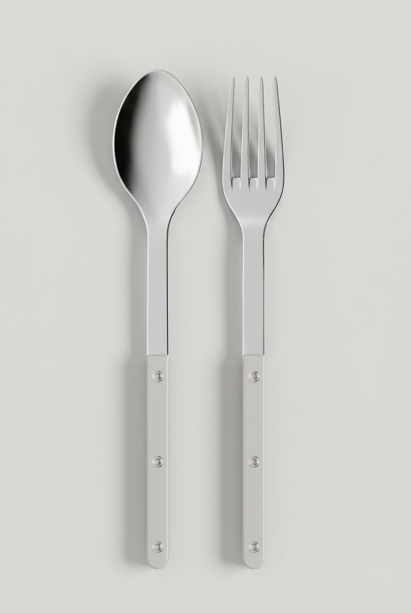 serving-set-white