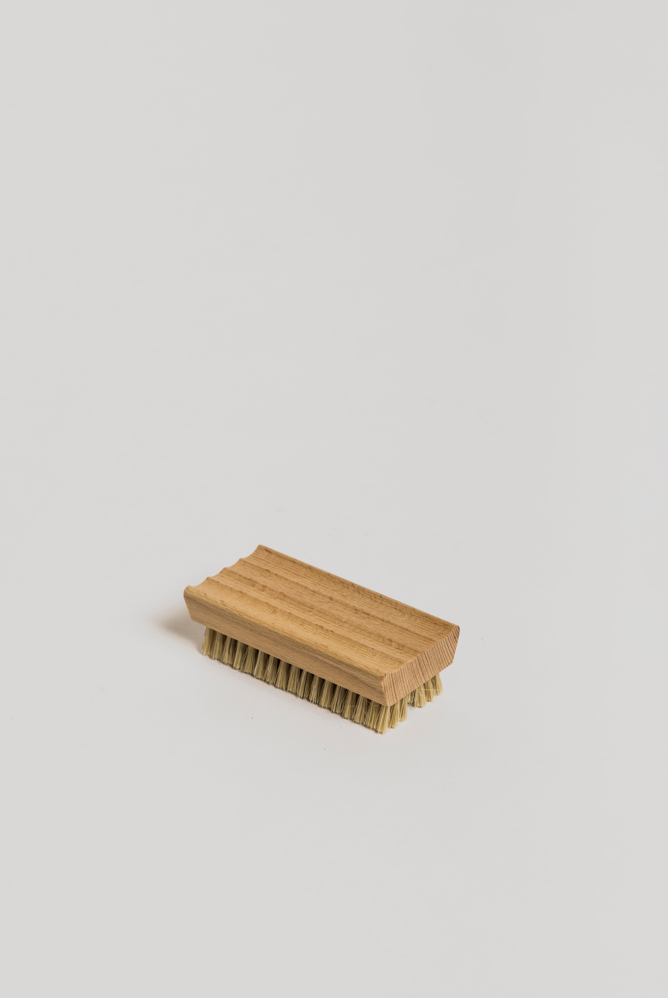 Nailbrush with place for soap - Cigale et Fourmi