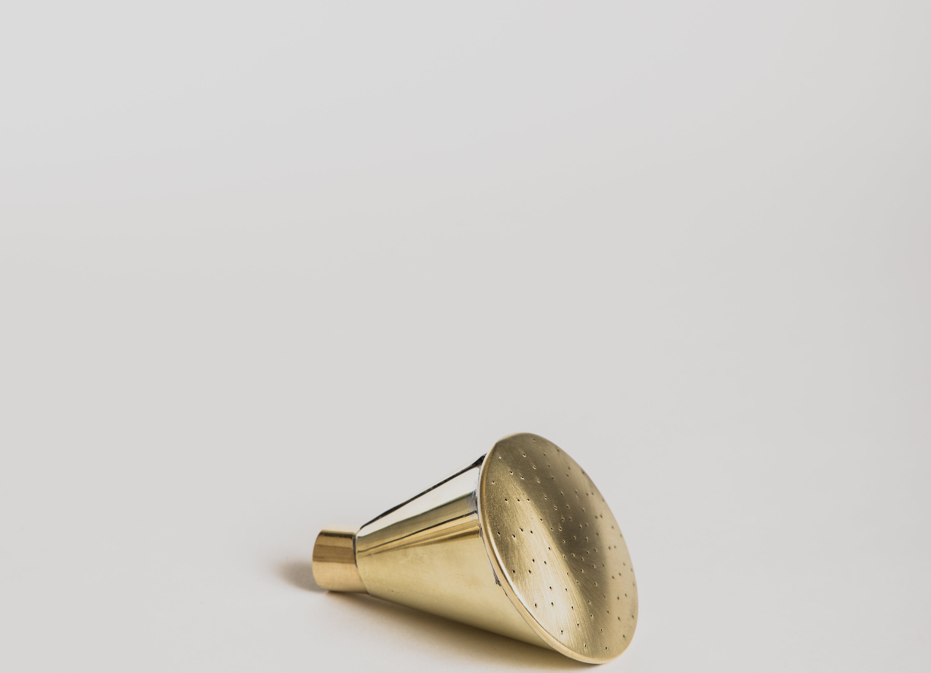 Round Brass Rose - Extra Fine Spray - Cigale & Fourmi