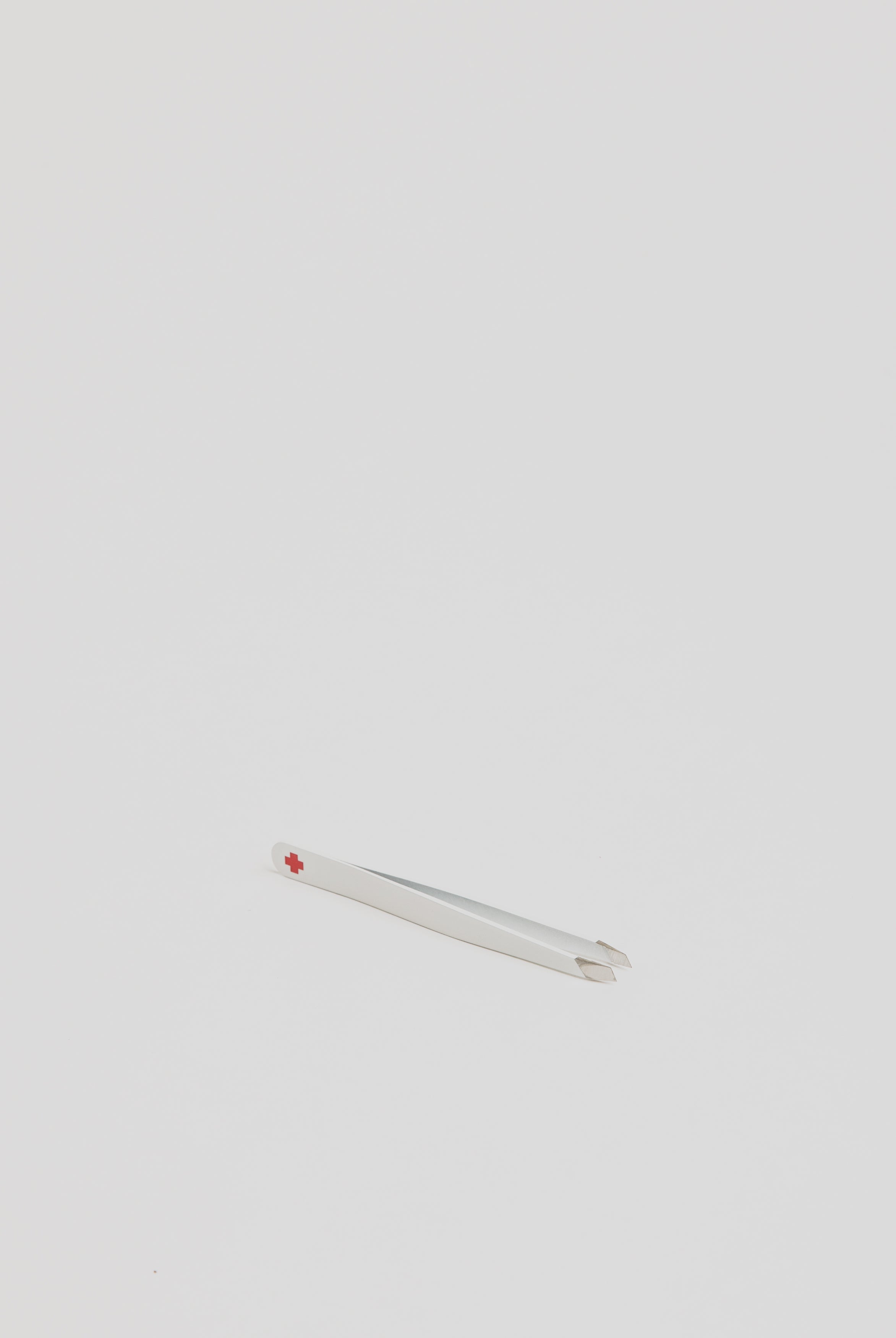Tweezers Classic - White with Swiss Cross - Cigale & Fourmi