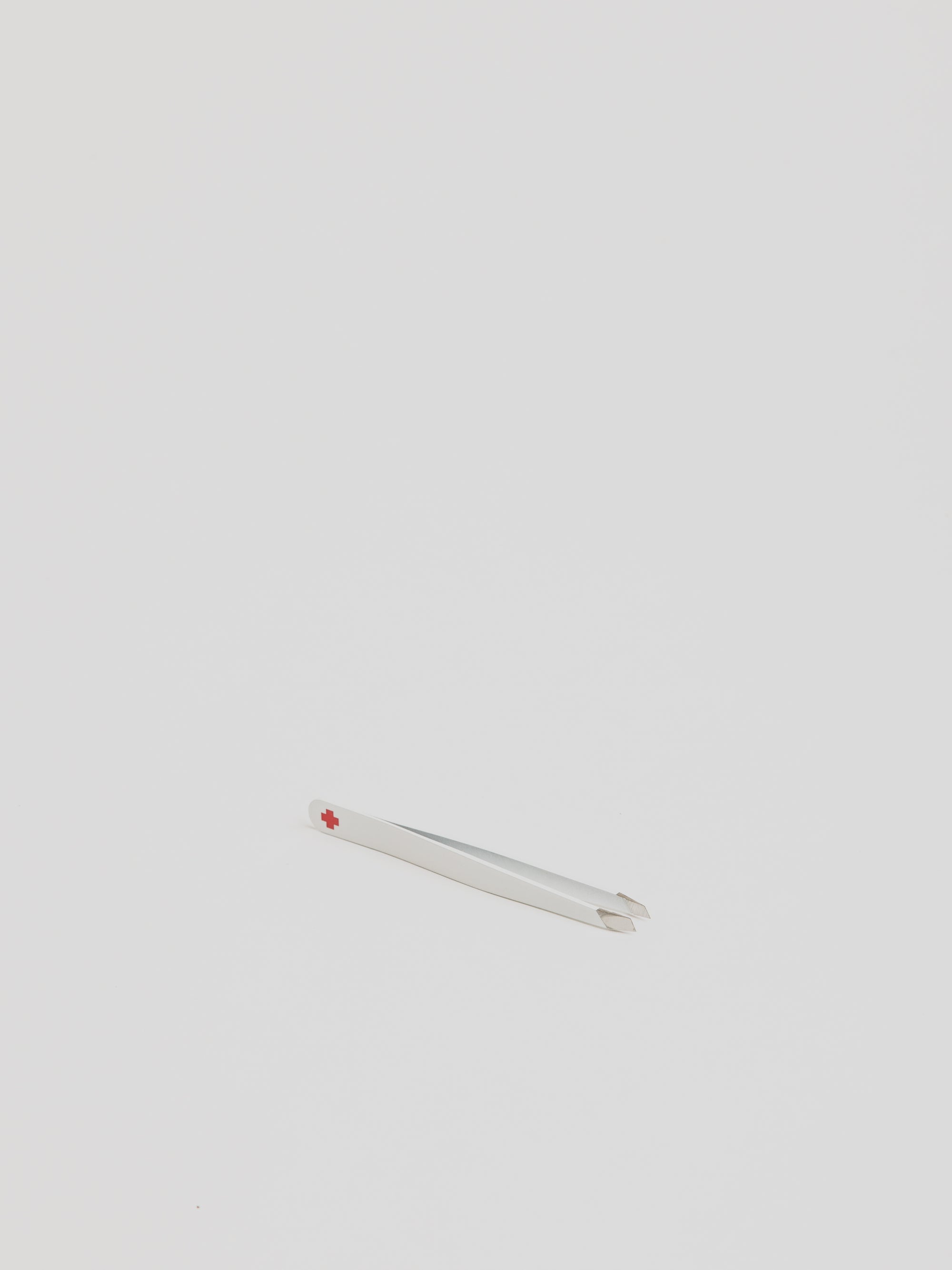 Tweezers Classic - White with Swiss Cross - Cigale &amp;  Fourmi