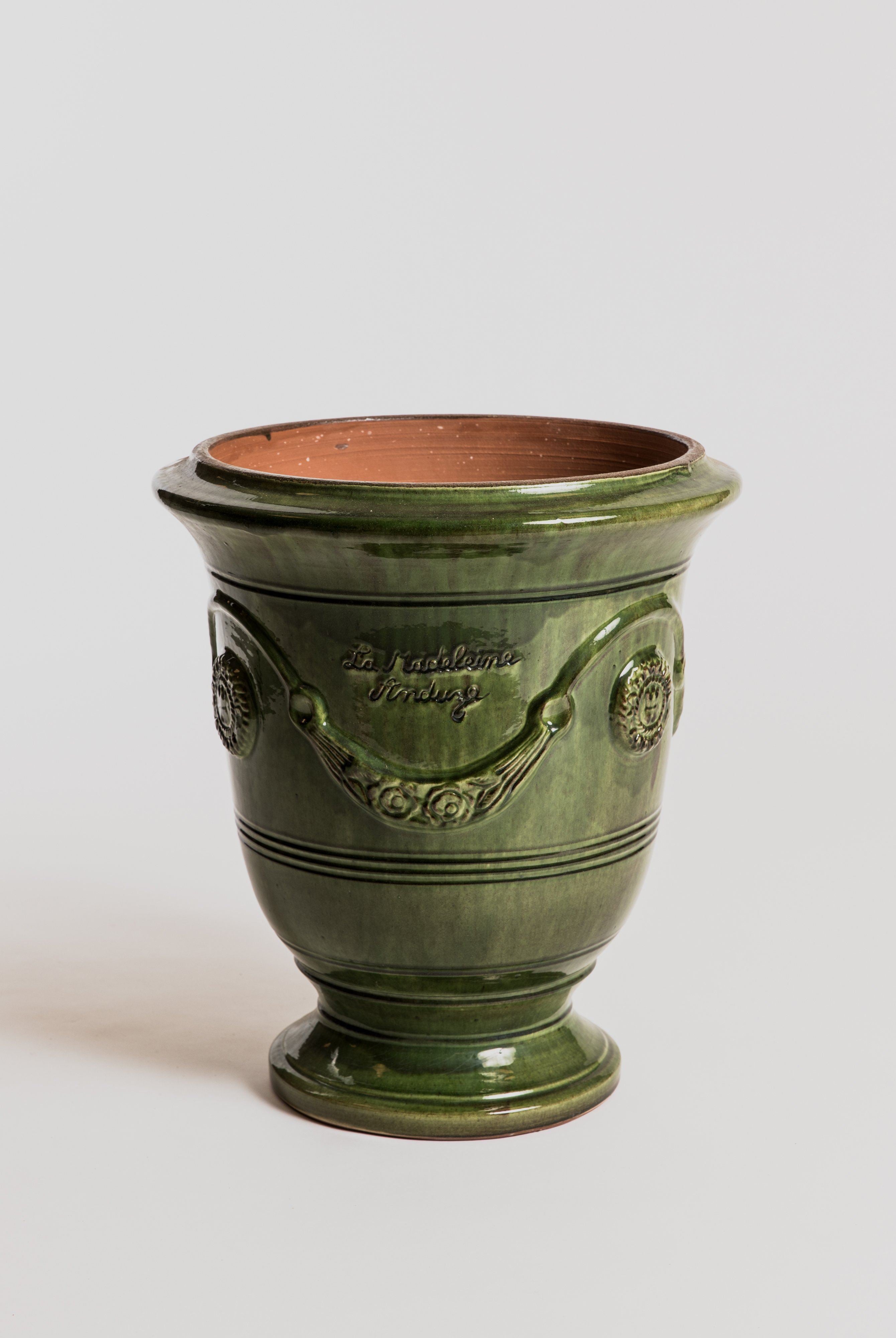Anduze - Green Pottery Poterie de la Madeleine
