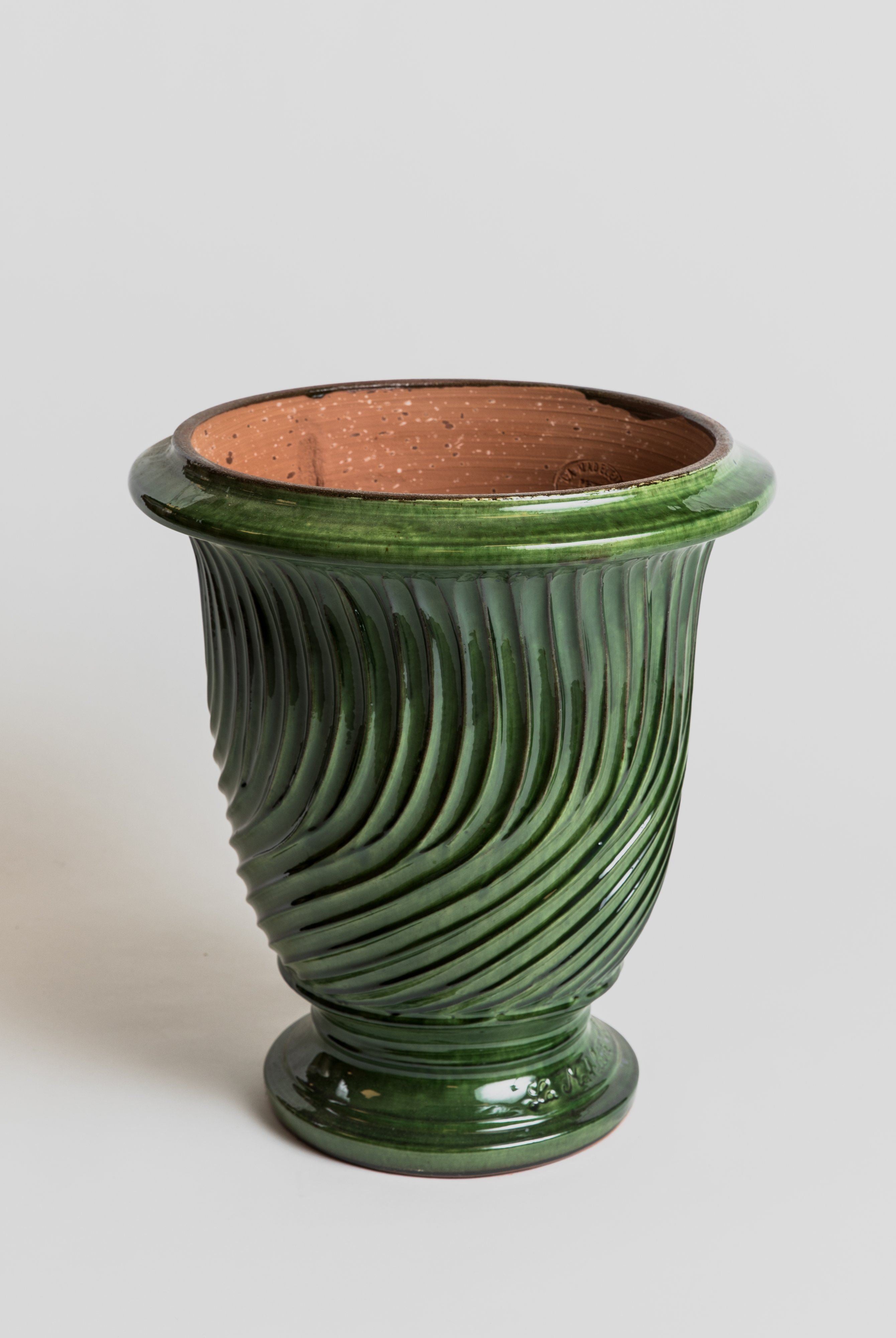Anduze - Strie Vert Pottery Poterie de la Madeleine