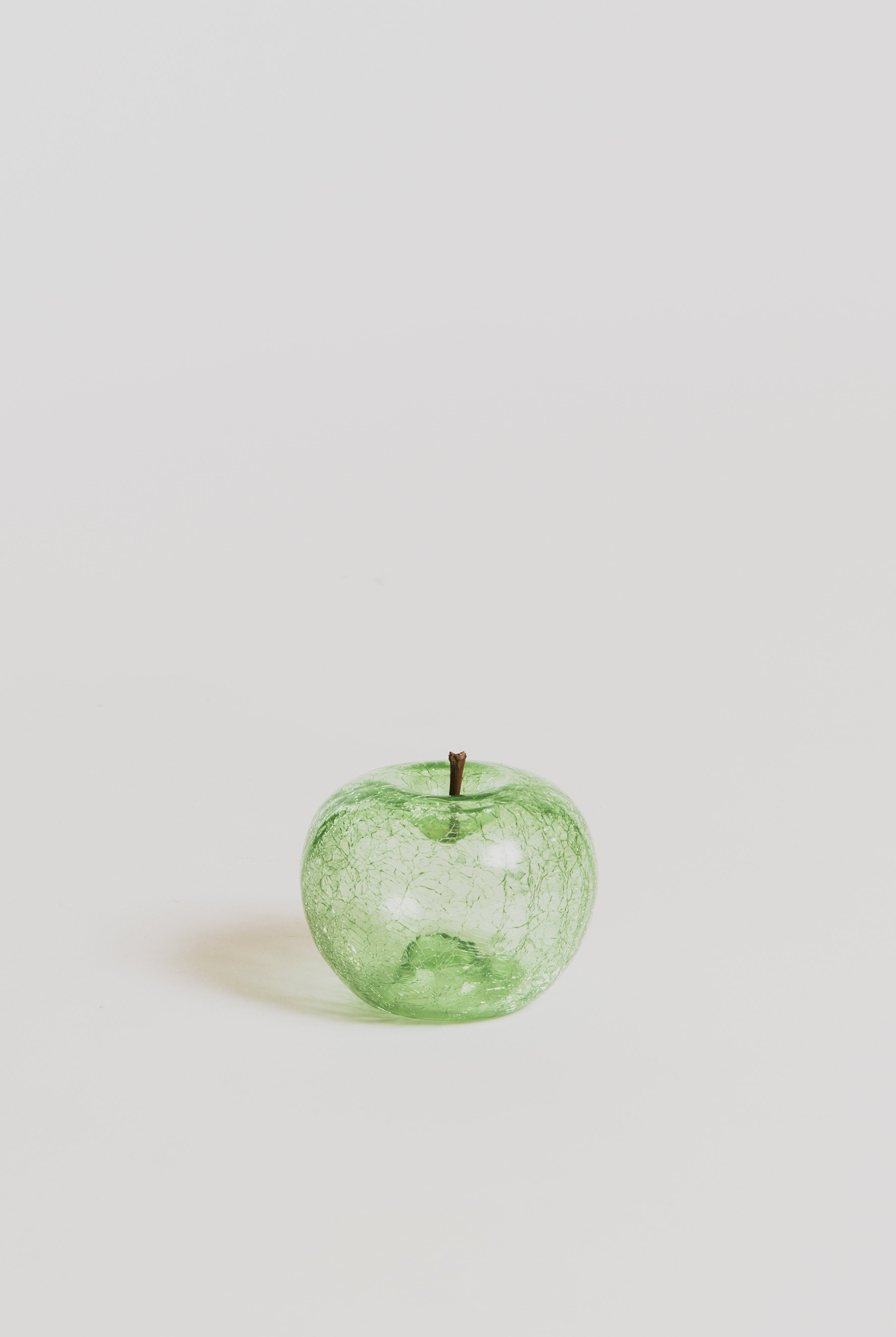 Apple Statue - Emerald Crackled glass Statue Bull & Stein