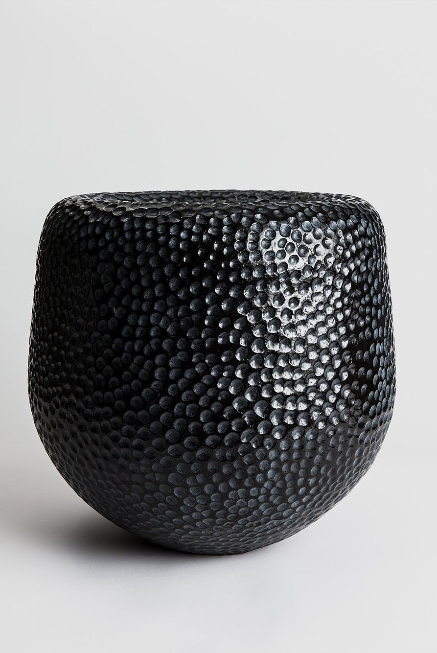 Batur - Black Metallic Pottery Domani
