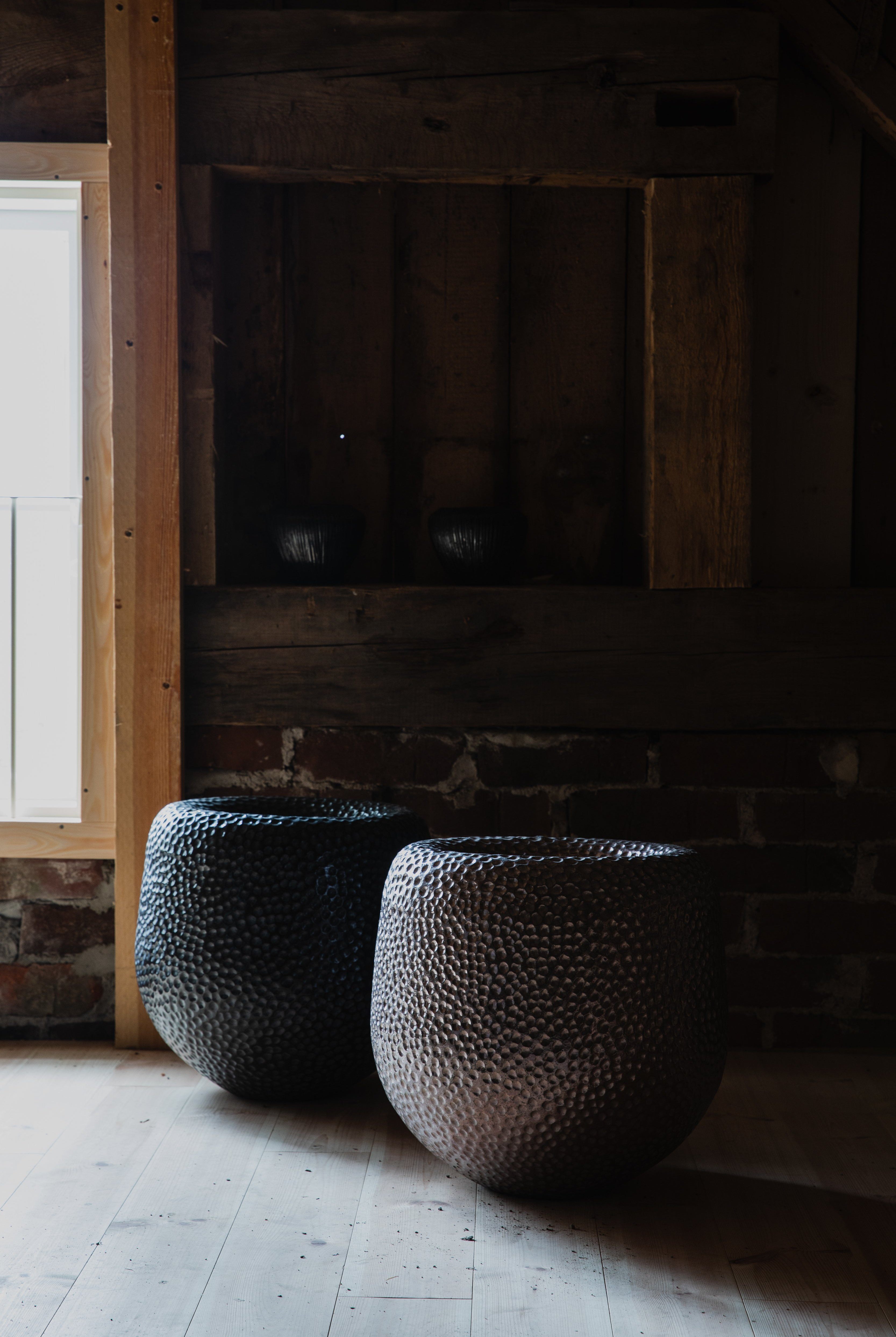 Batur - Black Metallic Pottery Domani