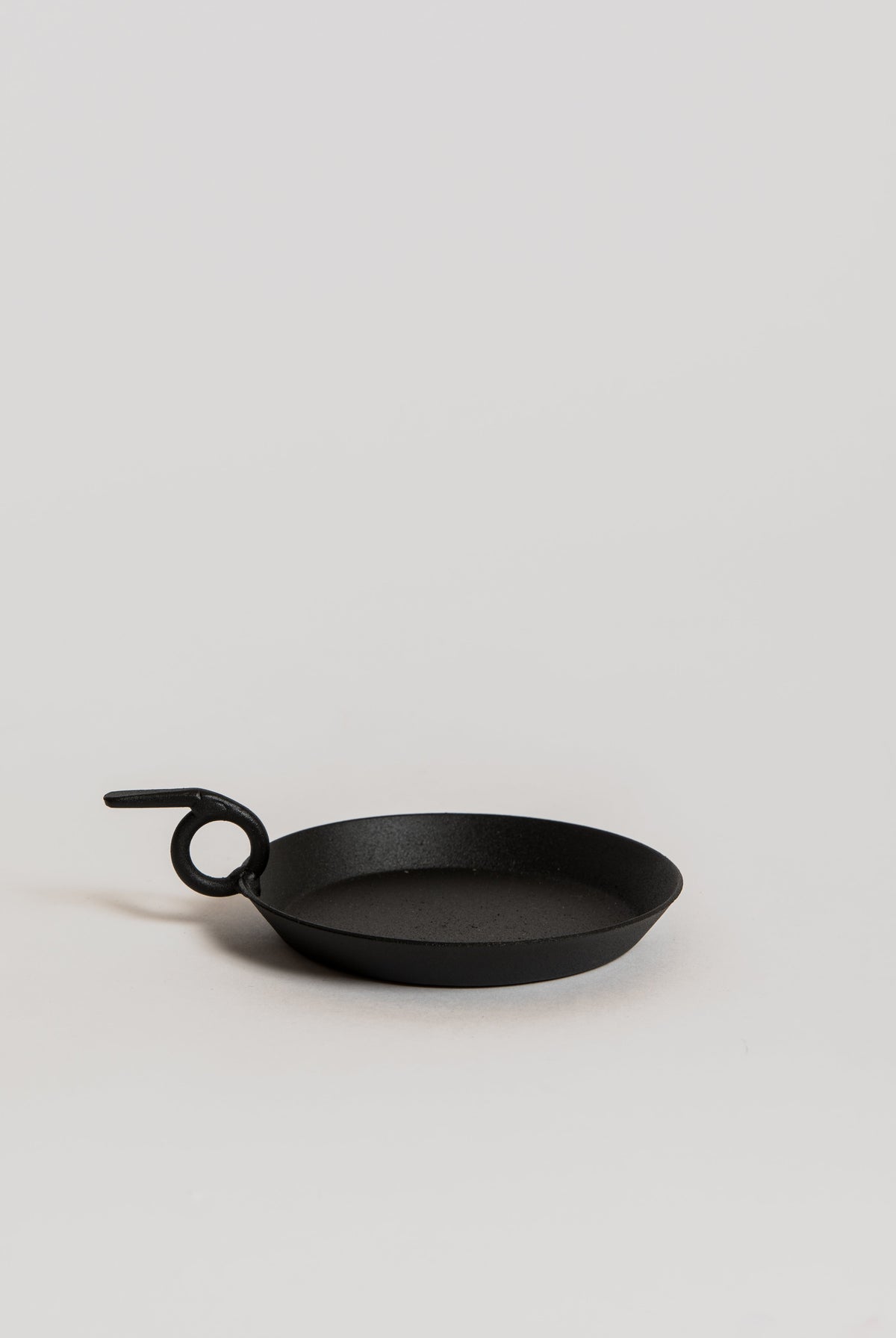 Candle Holder Metal - Black candle holder Swallings Sweeden