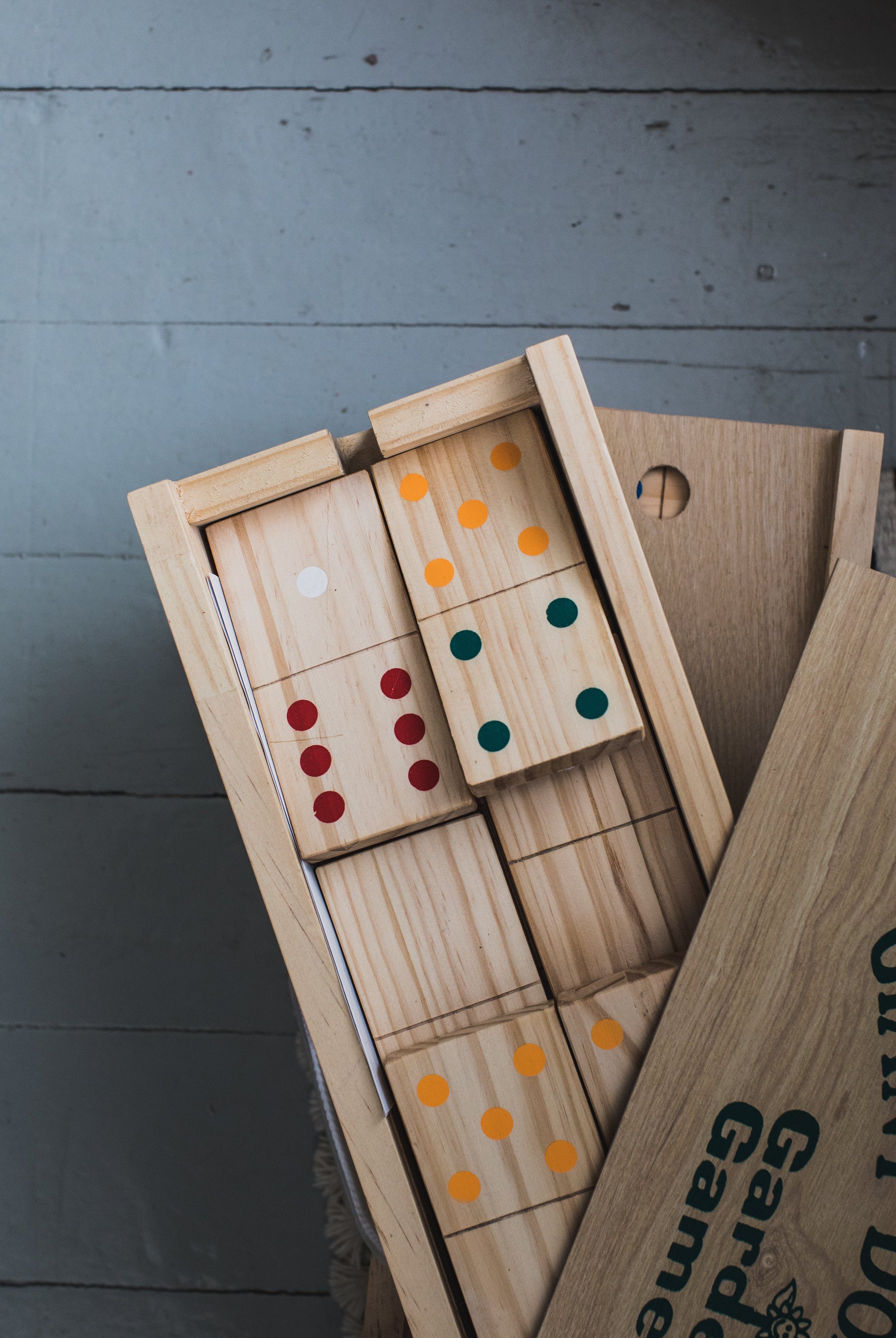 Domino - Giant Board Game Gardengames