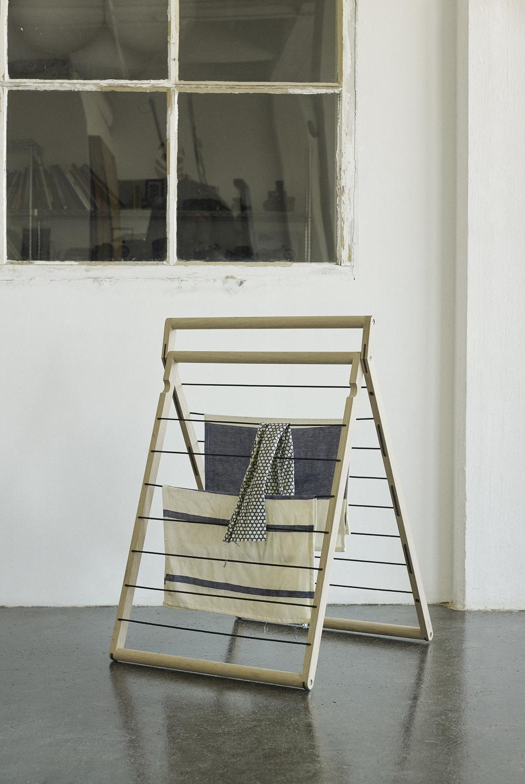 Drying Stand - Dryp Table Skagerak