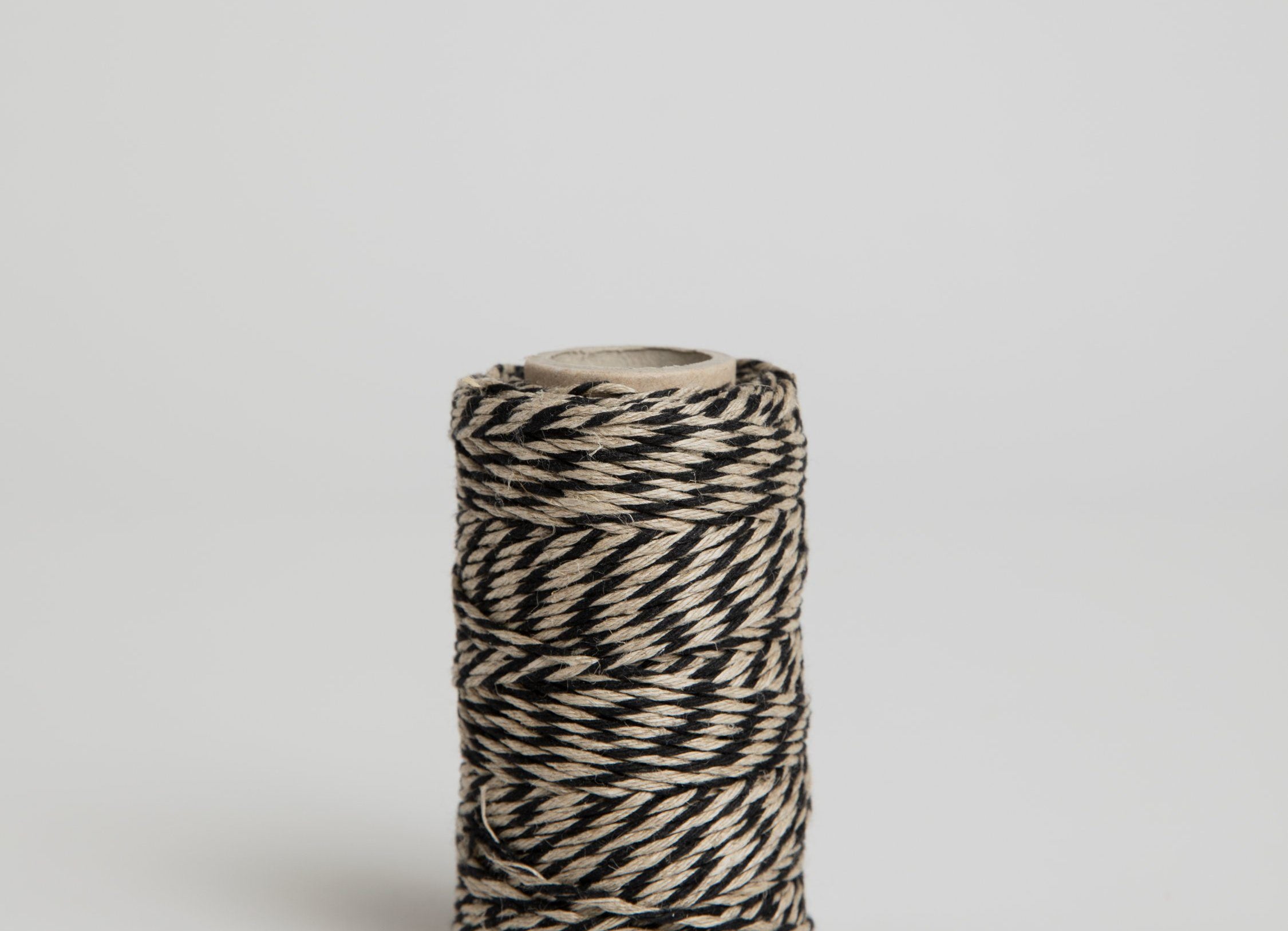 Flax Yarn Black / Natural Yarn Redecker