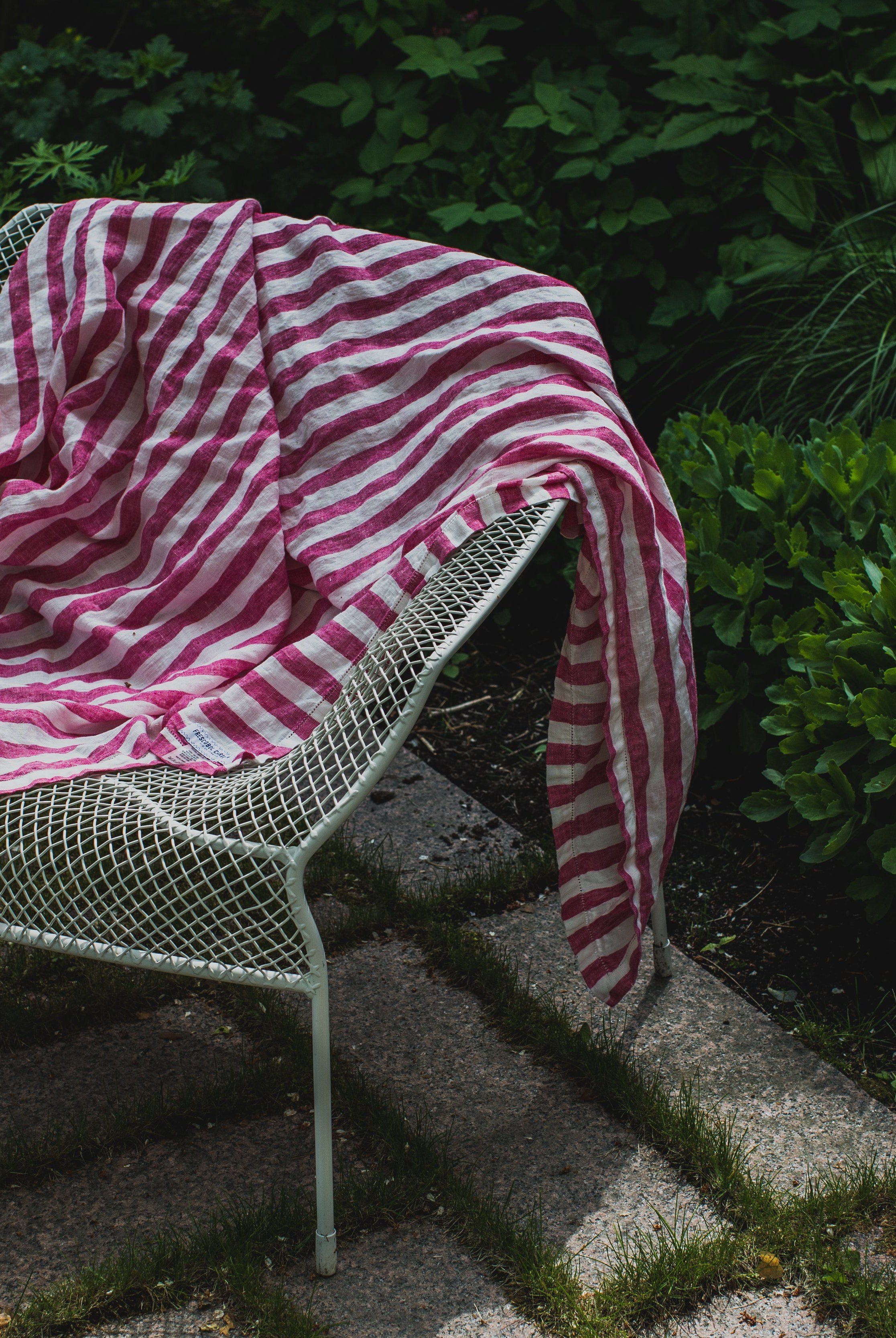 Heaven Lounge Chair - White Chair EMU