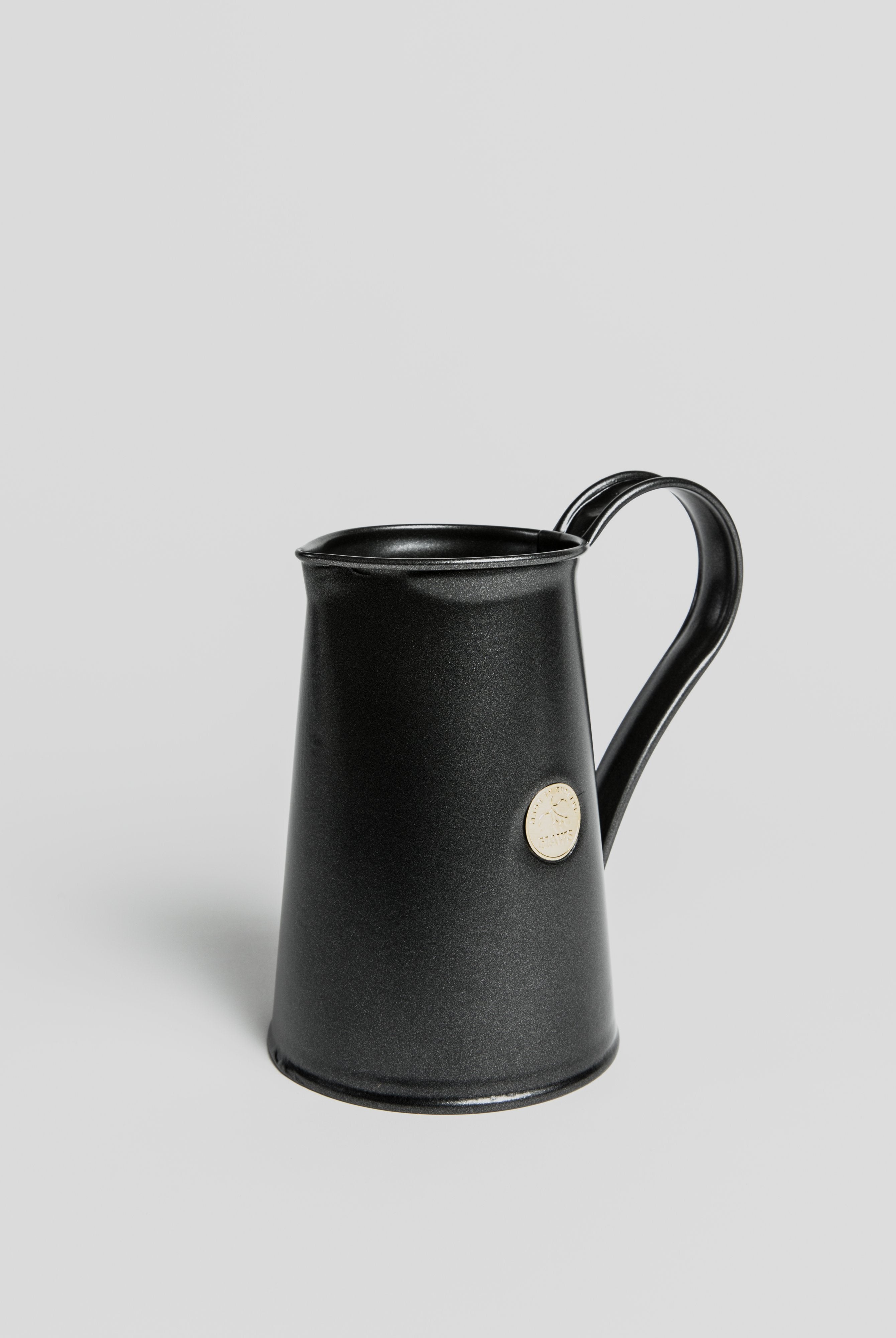Jug Classic - Graphite Jug Haws