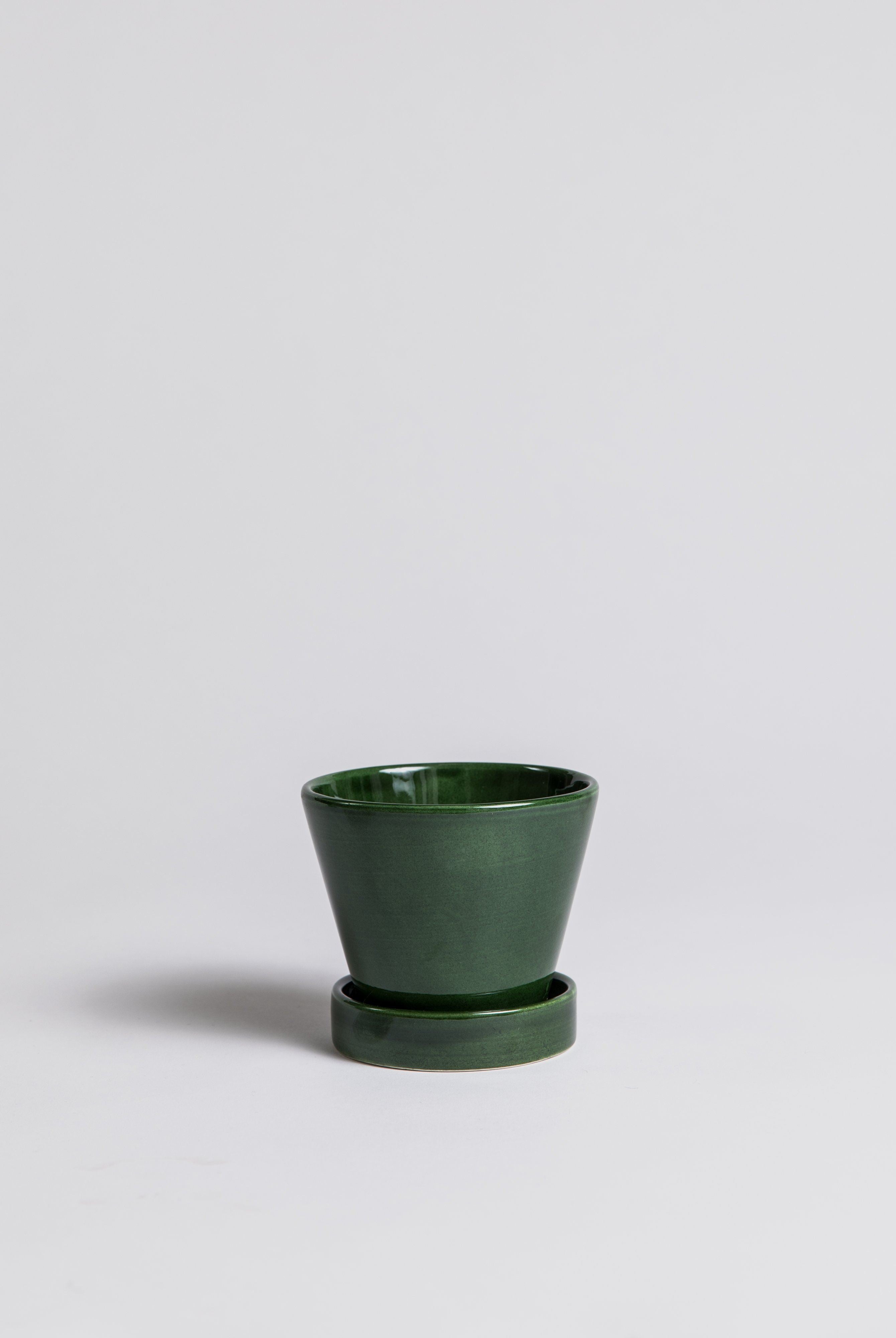 Julie - Green Emerald Pottery Bergs Potter