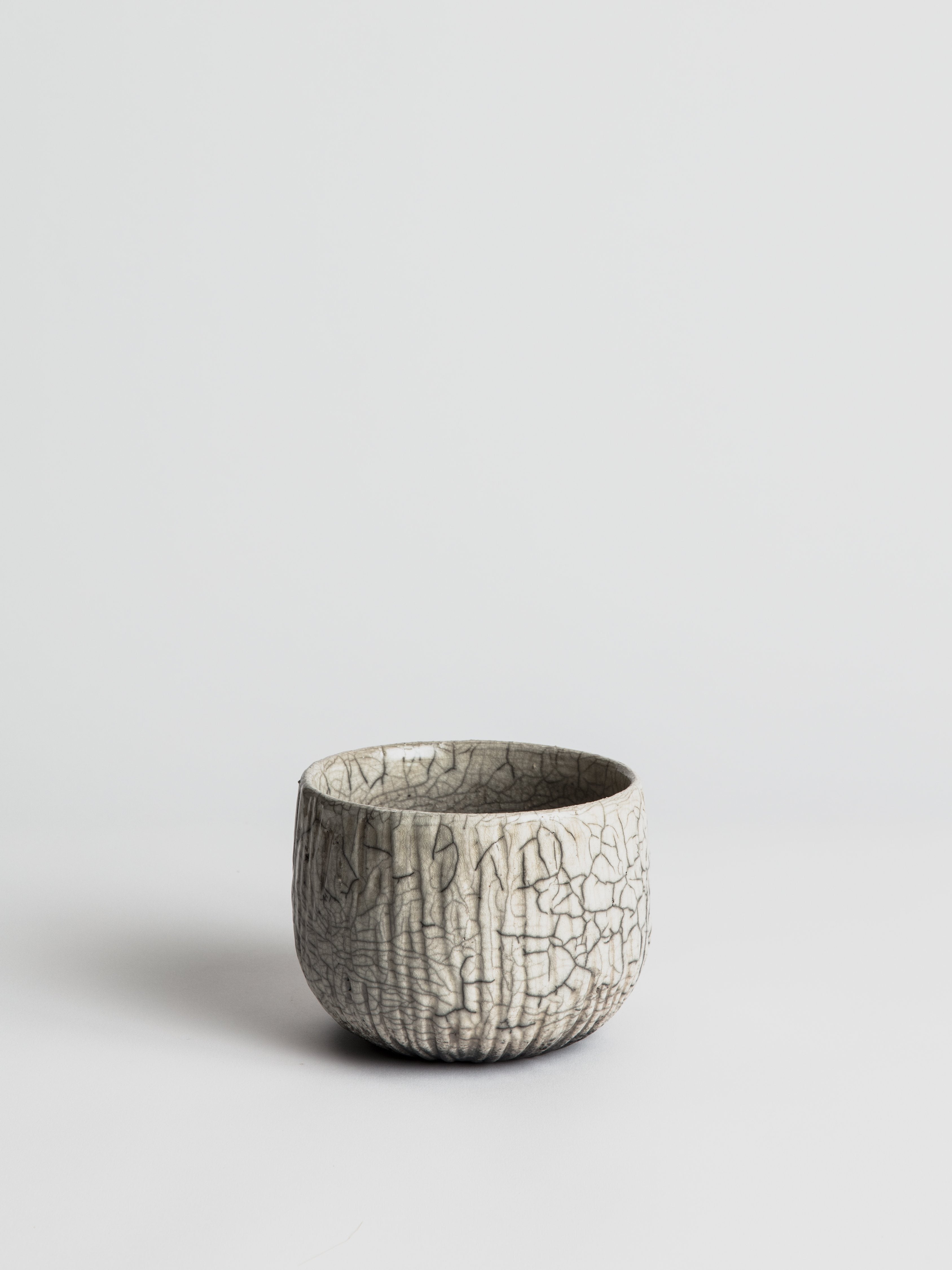 Kobe - Low White Pottery Cigale & Fourmi