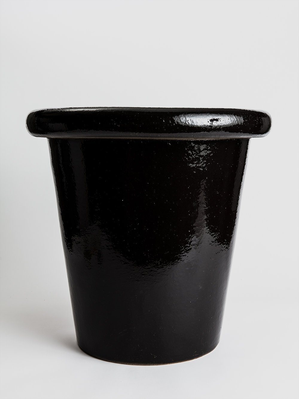 London - Black Pottery Domani