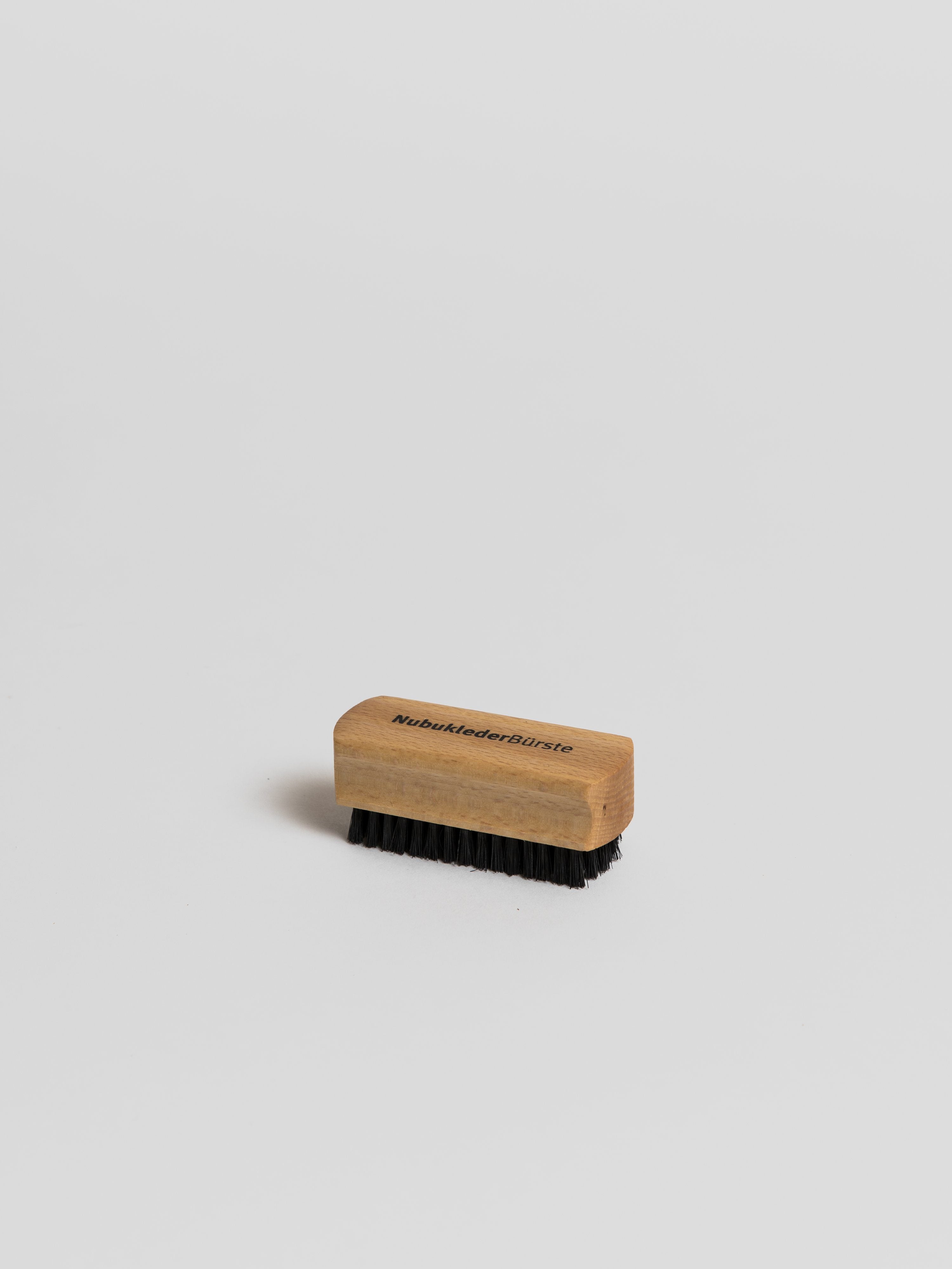 Nubuk Leather Brush Brush Redecker