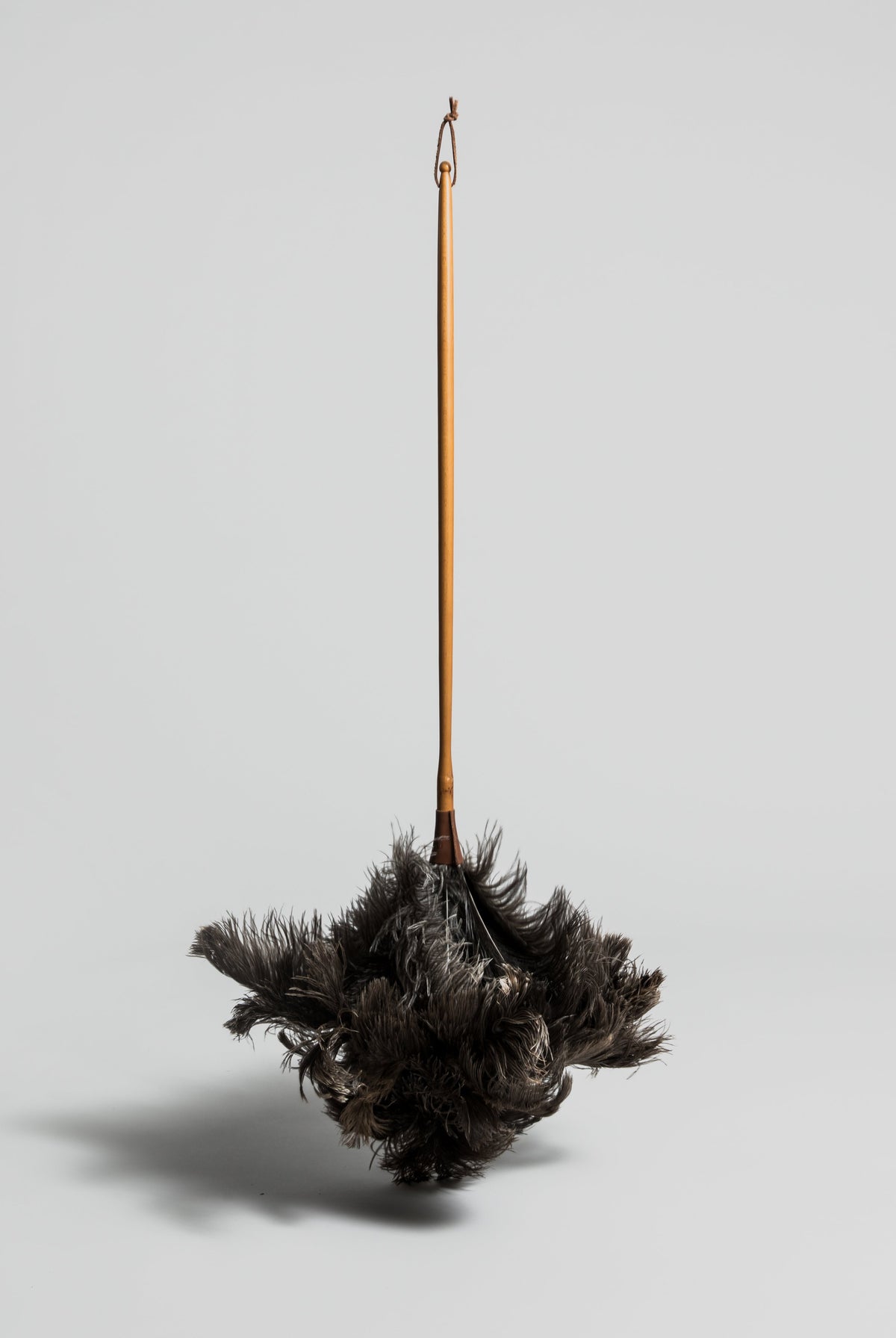 Ostrich Feather Duster Long Handled Soap Dish Redecker