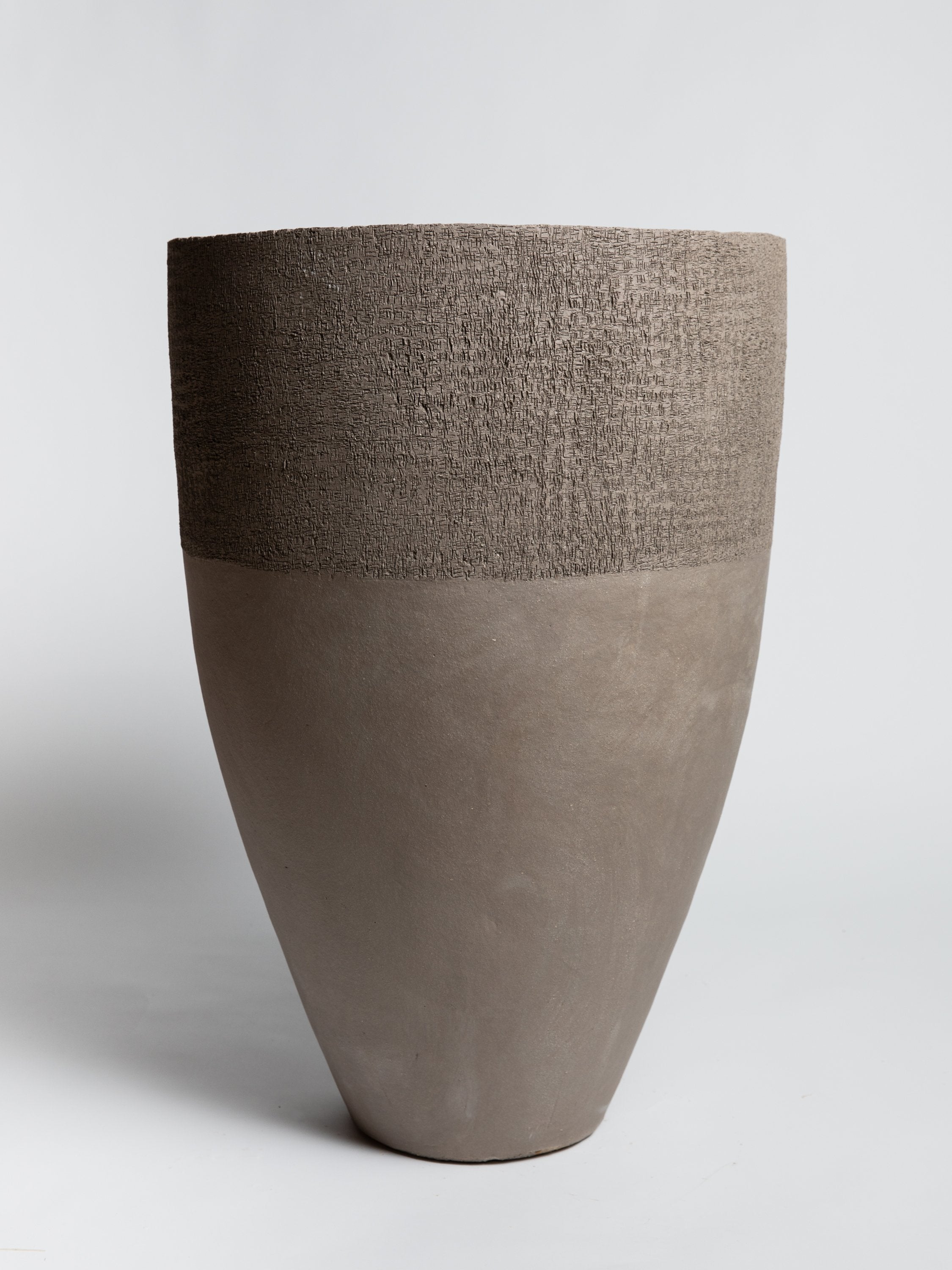 Paris - Natural Grey Pottery Domani