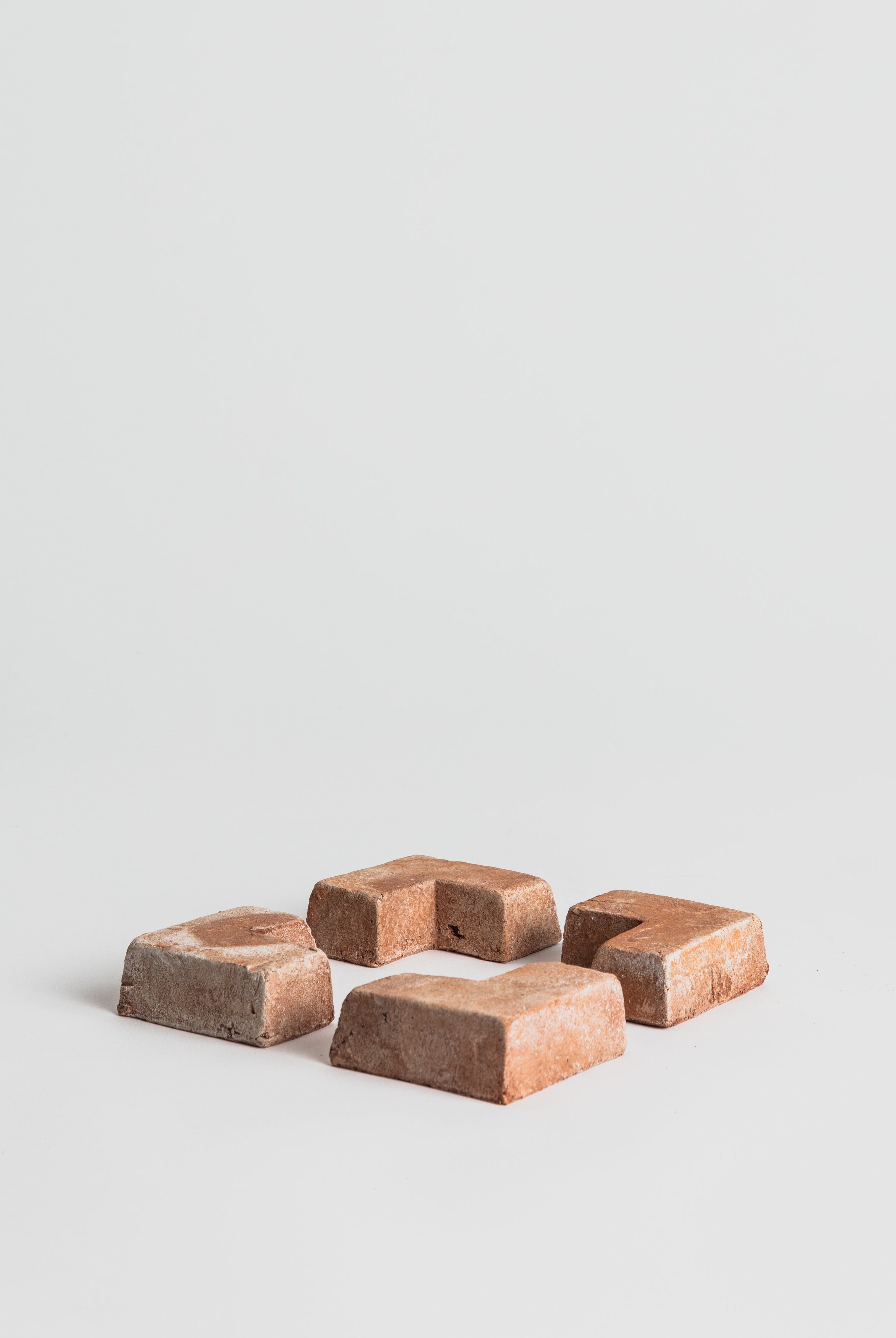 Piedino Angolare-G Foot - Terracotta Pottery M.I.T.A.L