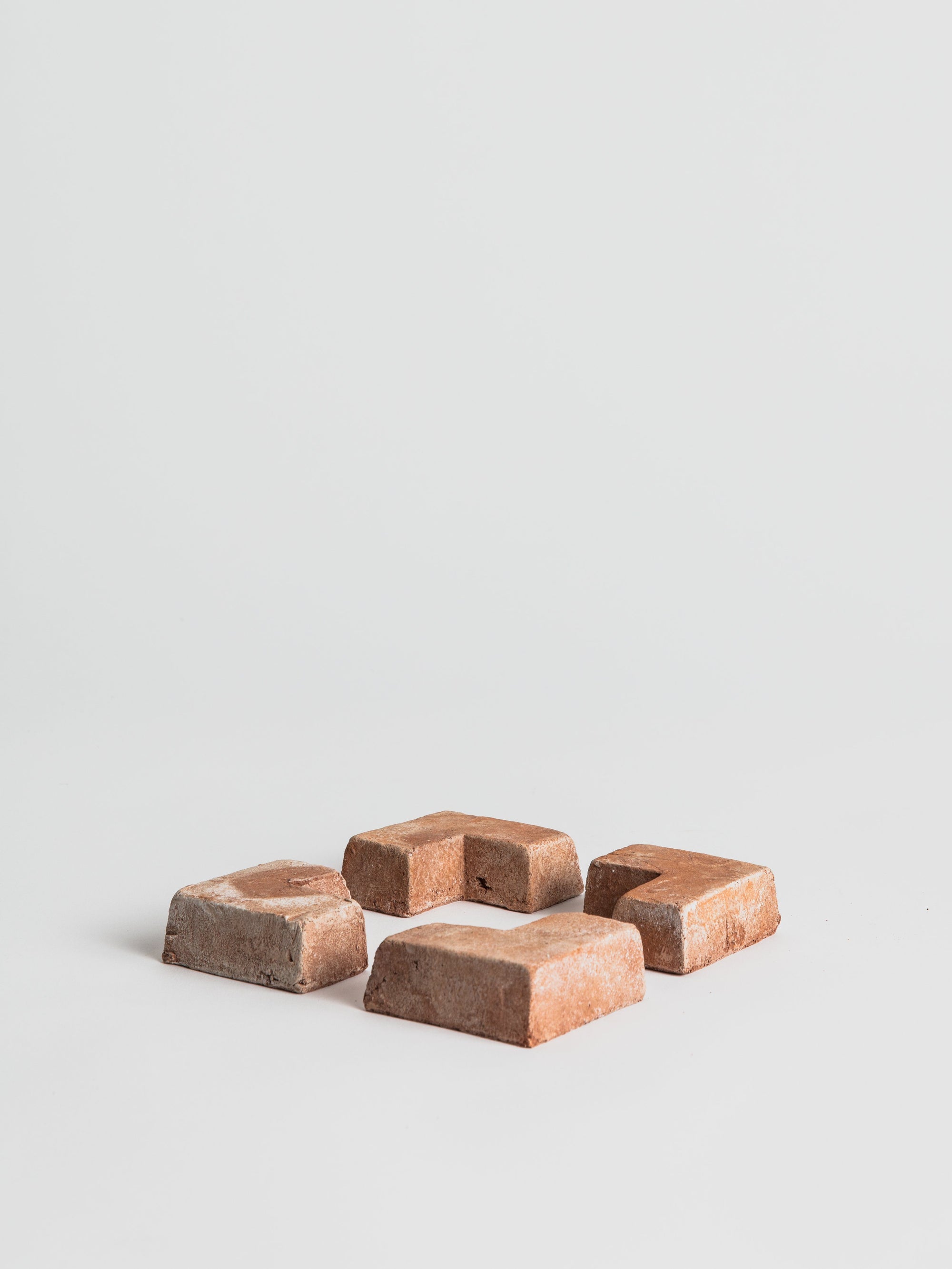 Piedino Angolare-G Foot - Terracotta Pottery M.I.T.A.L