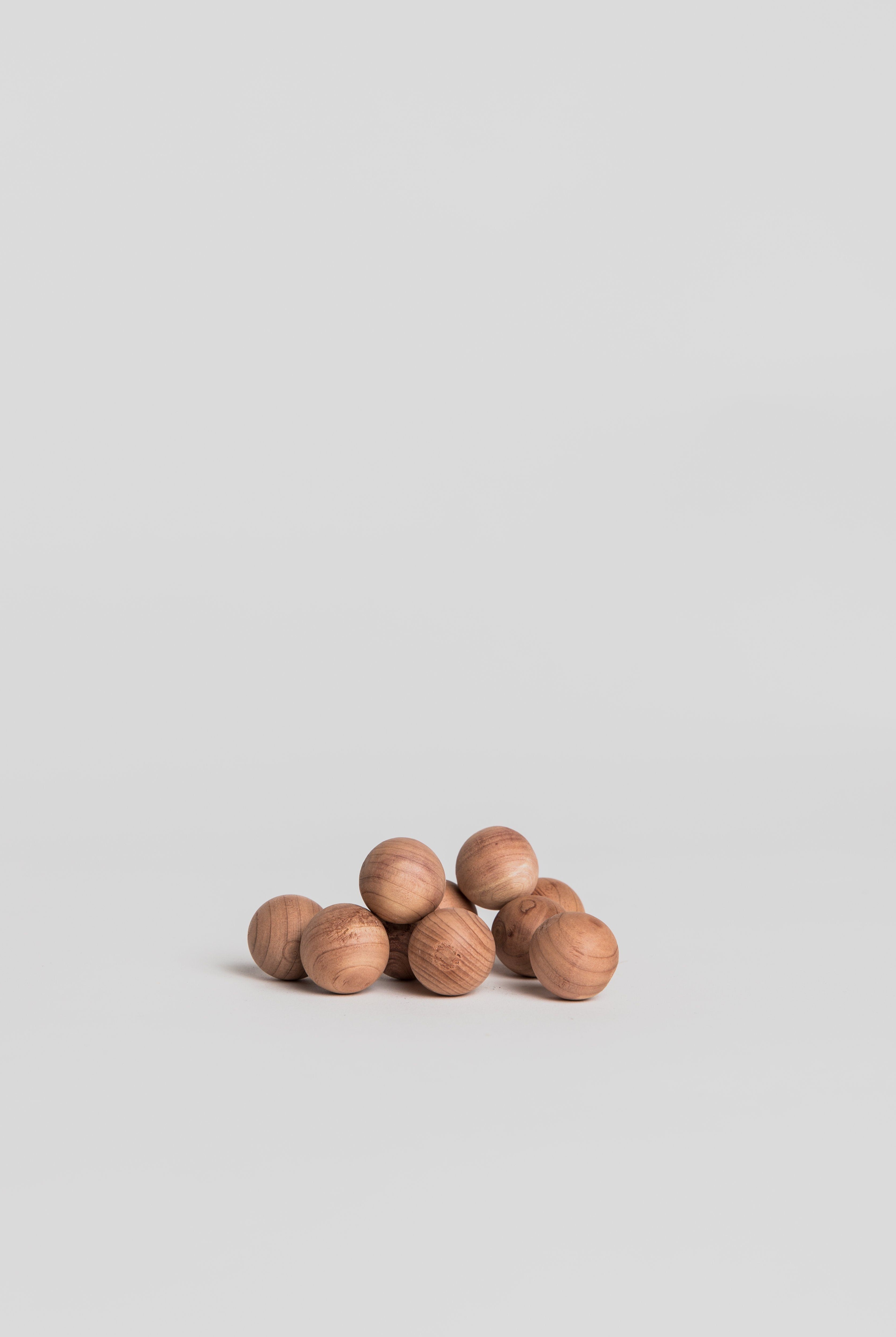 Red Cedar Balls Accessories Redecker