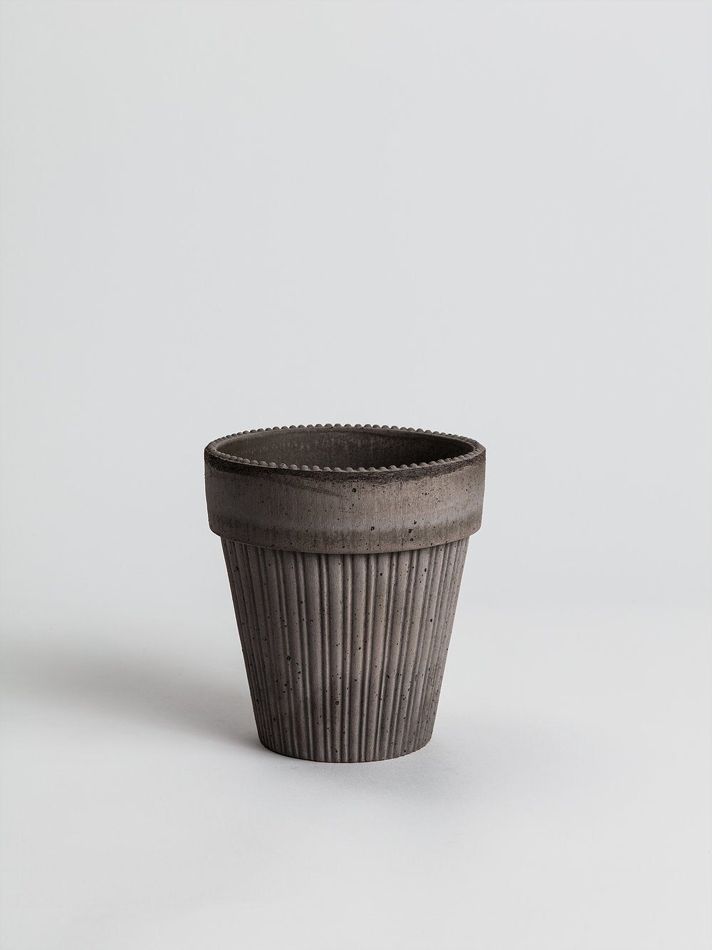 Simona - Grey Pottery Bergs Potter
