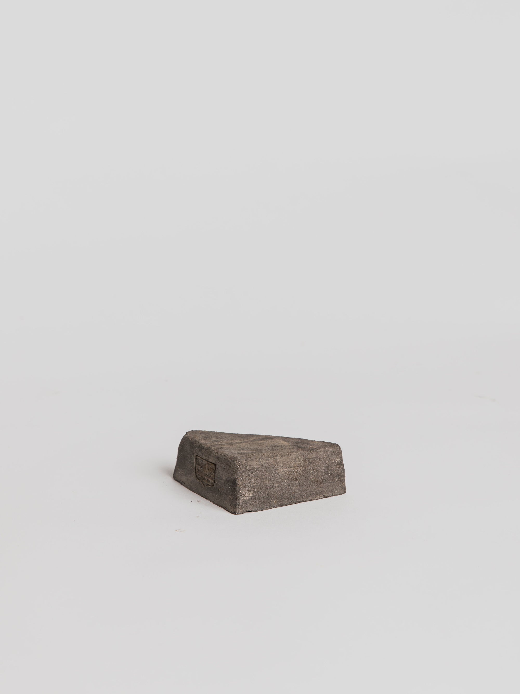 Triangle Foot - Grey Pottery Poggi Ugo