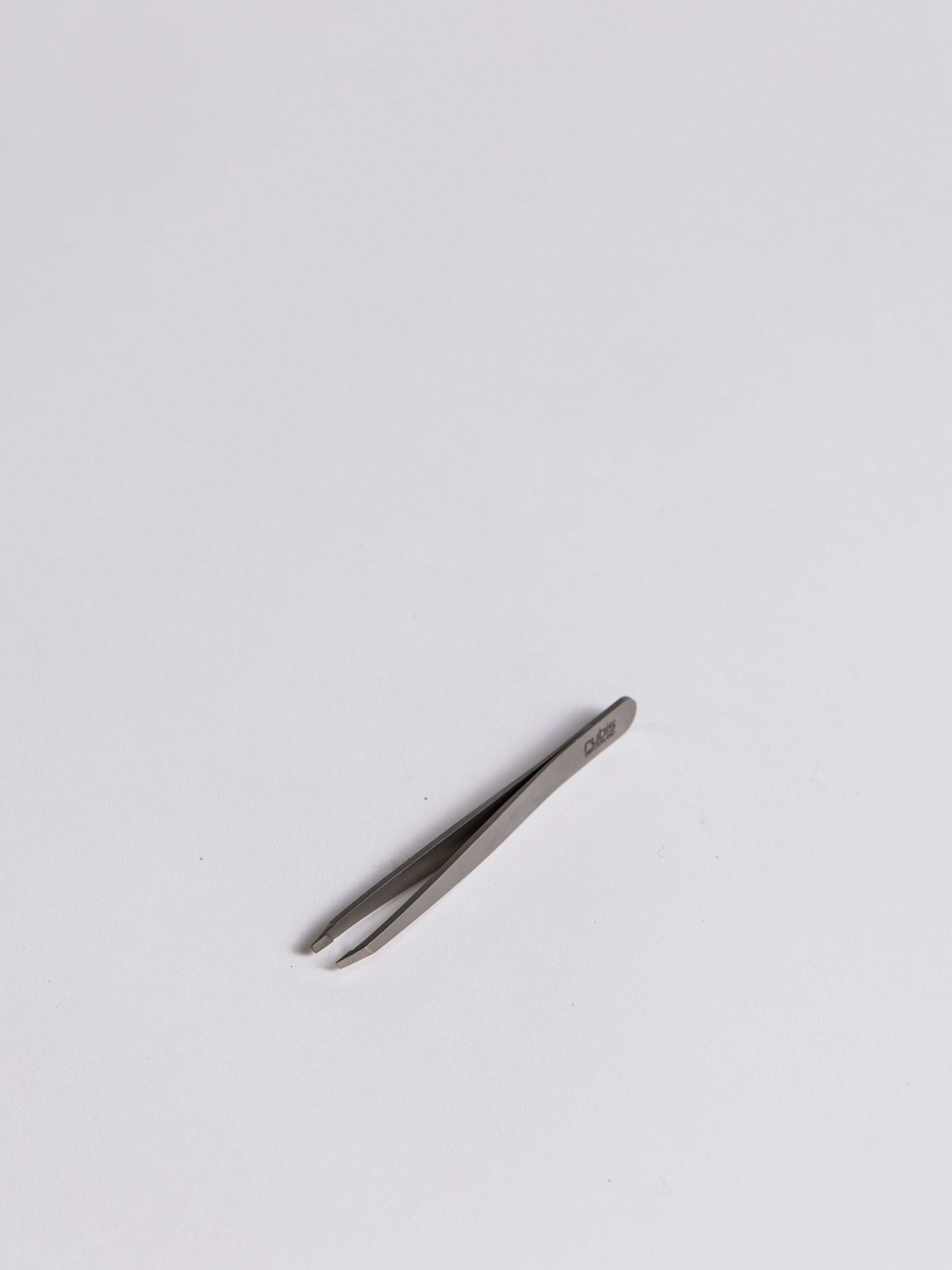 Tweezer Tweezer Rubis