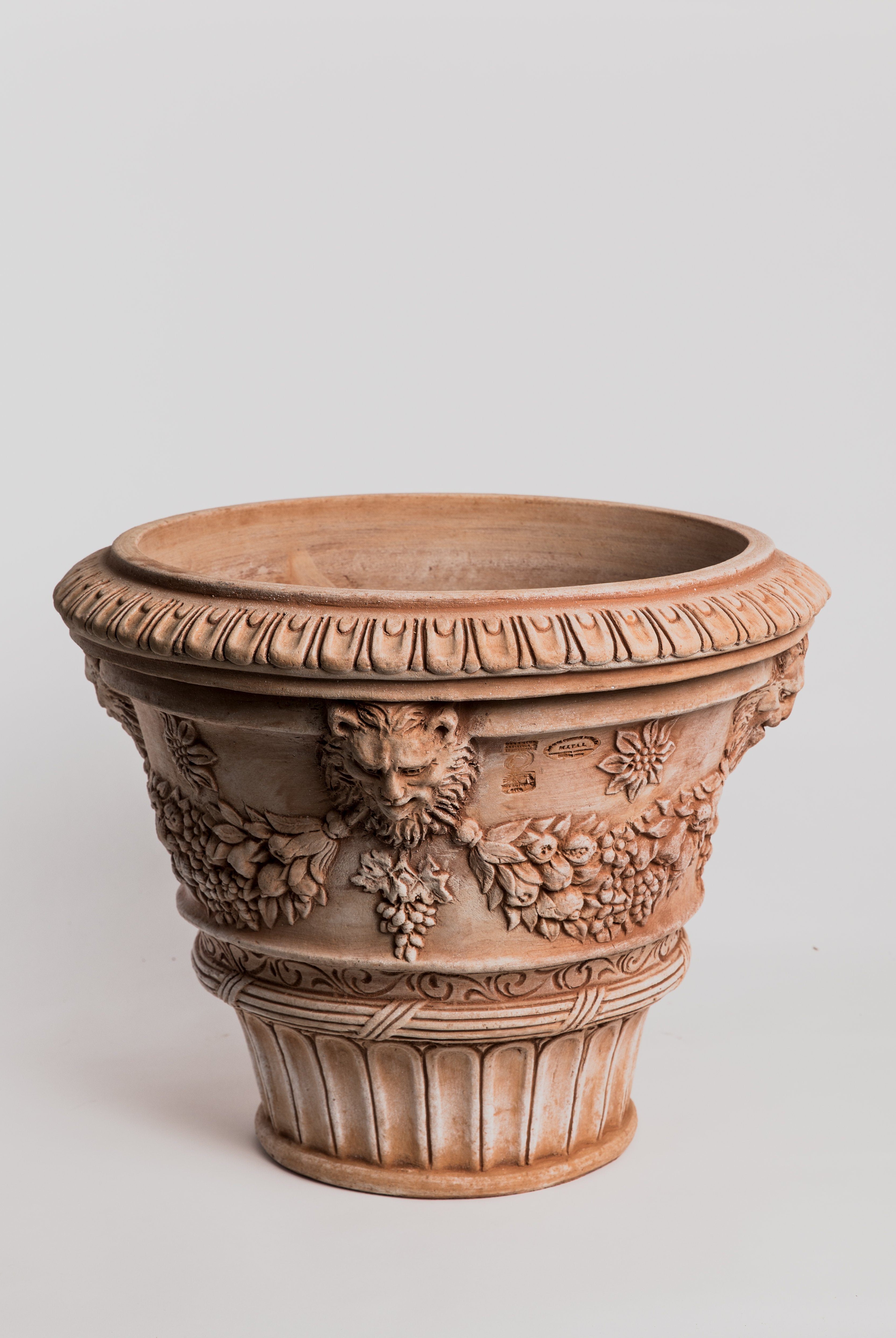 Vaso Ornato con teste di Leoni Pottery M.I.T.A.L