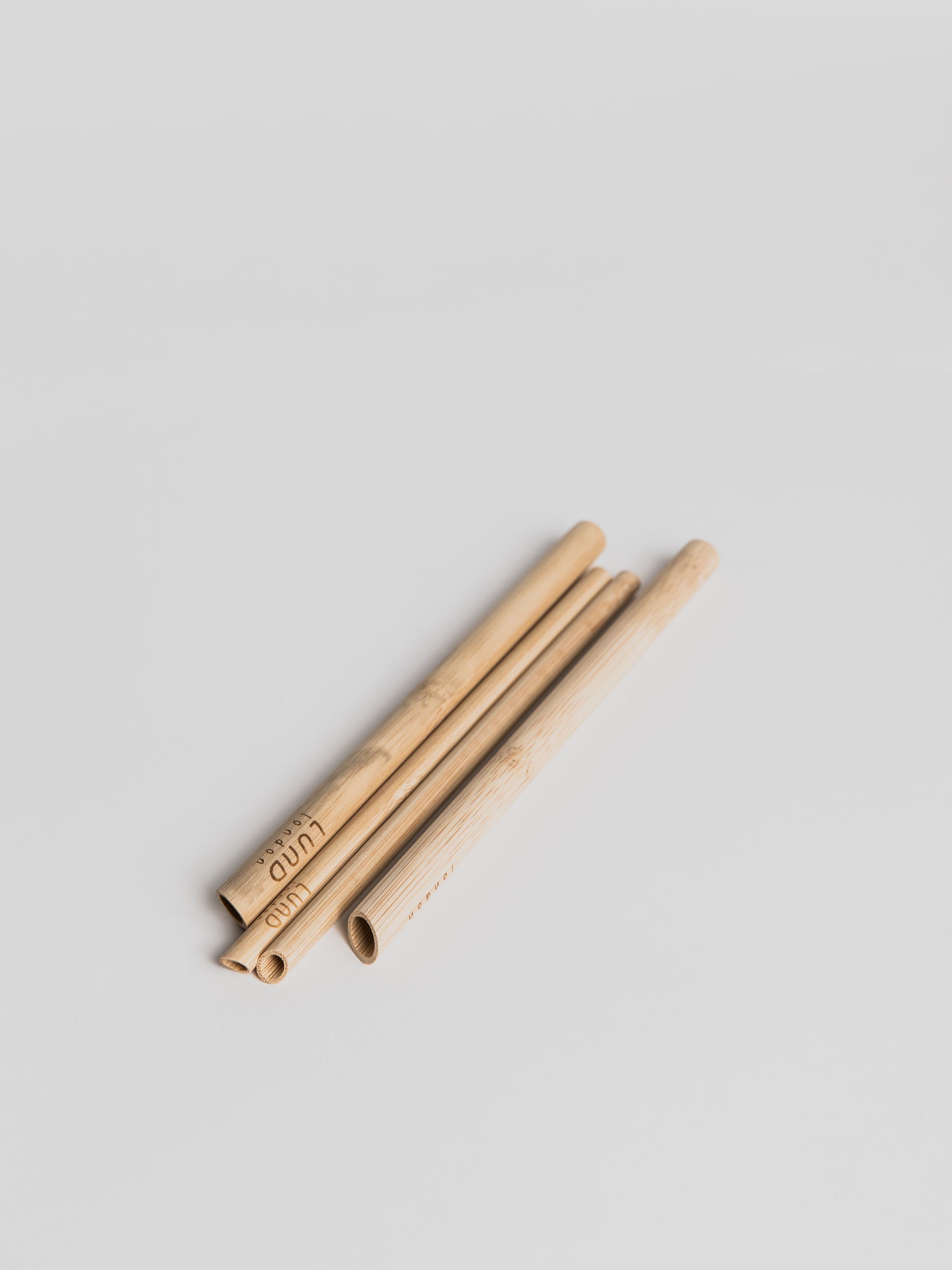 Wooden Straw - Mixed Set of 2 Regular & 2 Thick Straws Straw LUND London