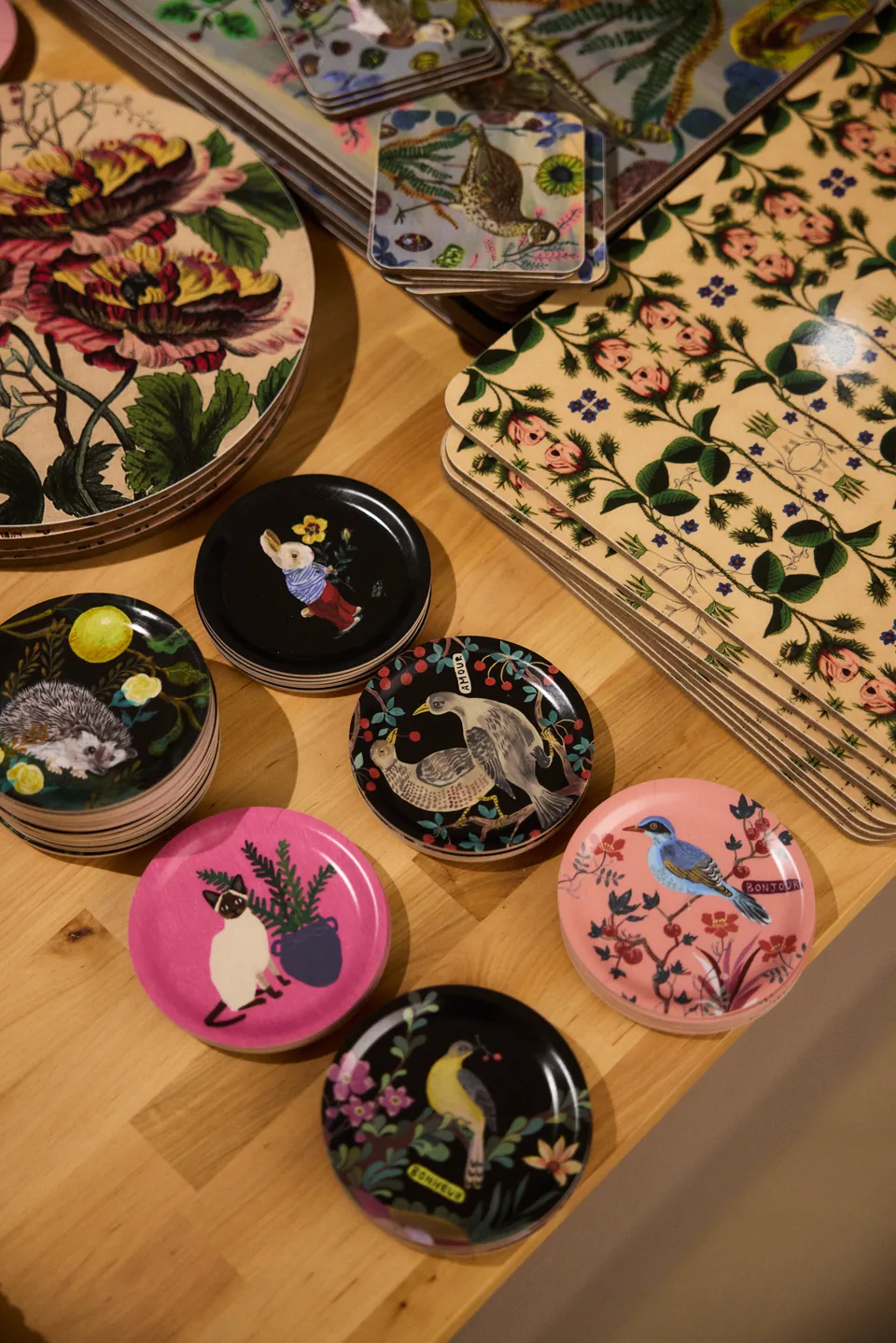 Tins and trays
