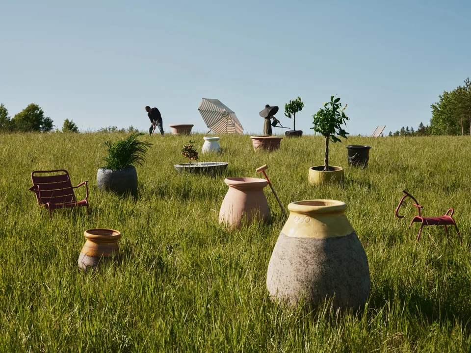 Garden pots