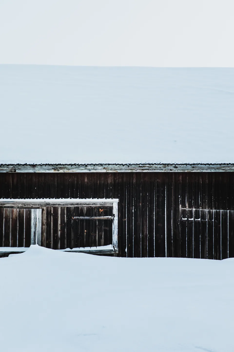 The barn in snow