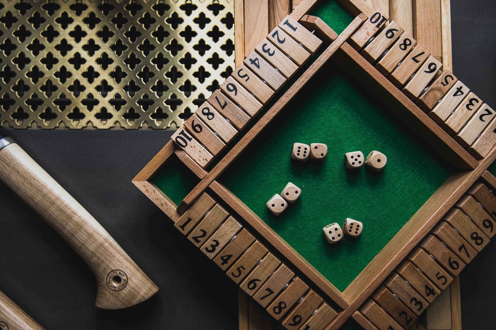 Traditional board games for the entire family - these classics also crown the interior