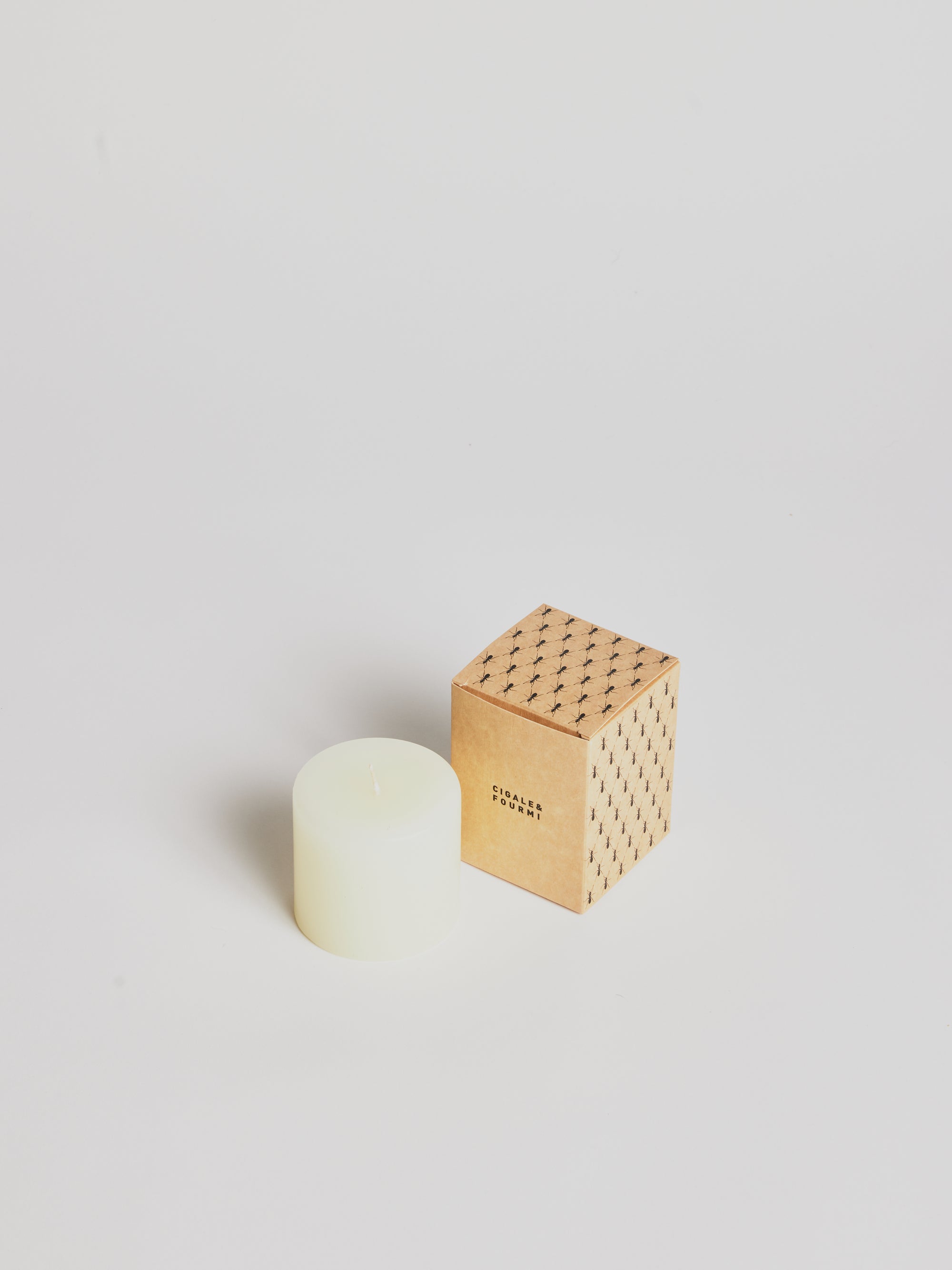 Candle - Natural White - Cigale &  Fourmi