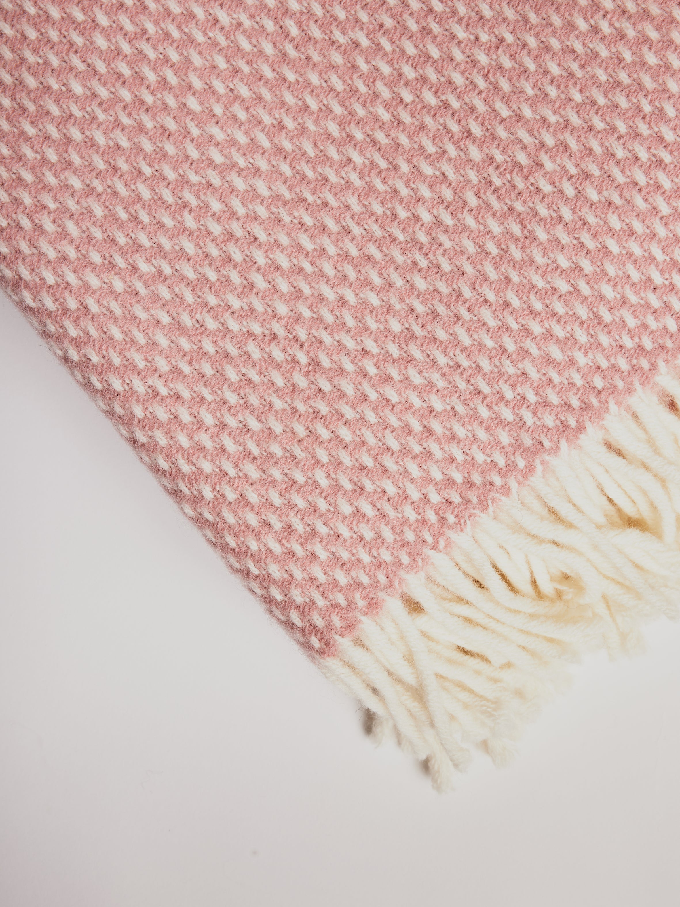Woolen Blanket - Preppy Misty Rose - Cigale &  Fourmi