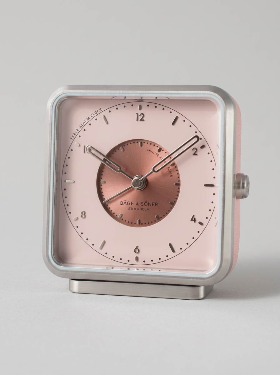 alarm-clock-magnolia-memories