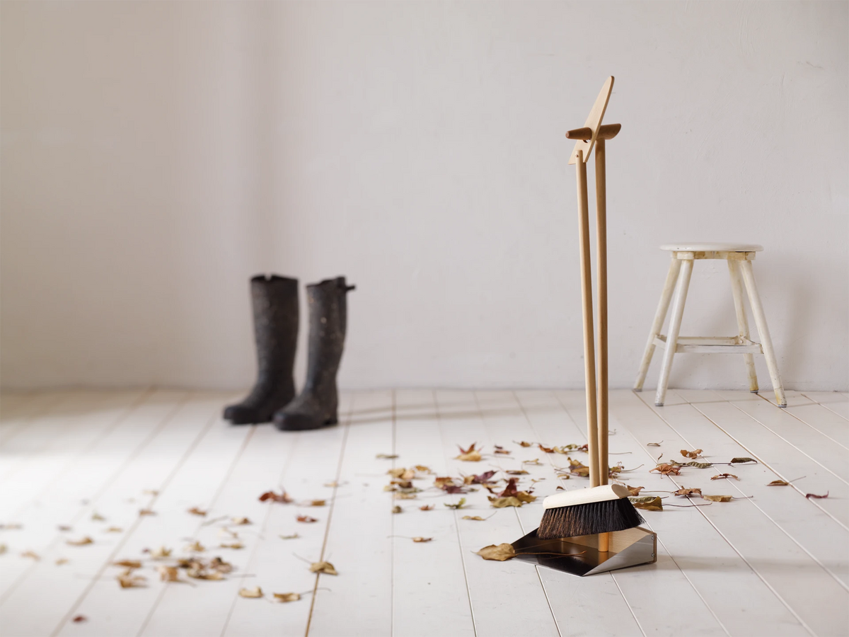 Dustpan / Brush Set — original
